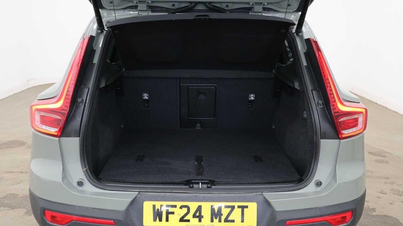 Volvo XC40 Image 14