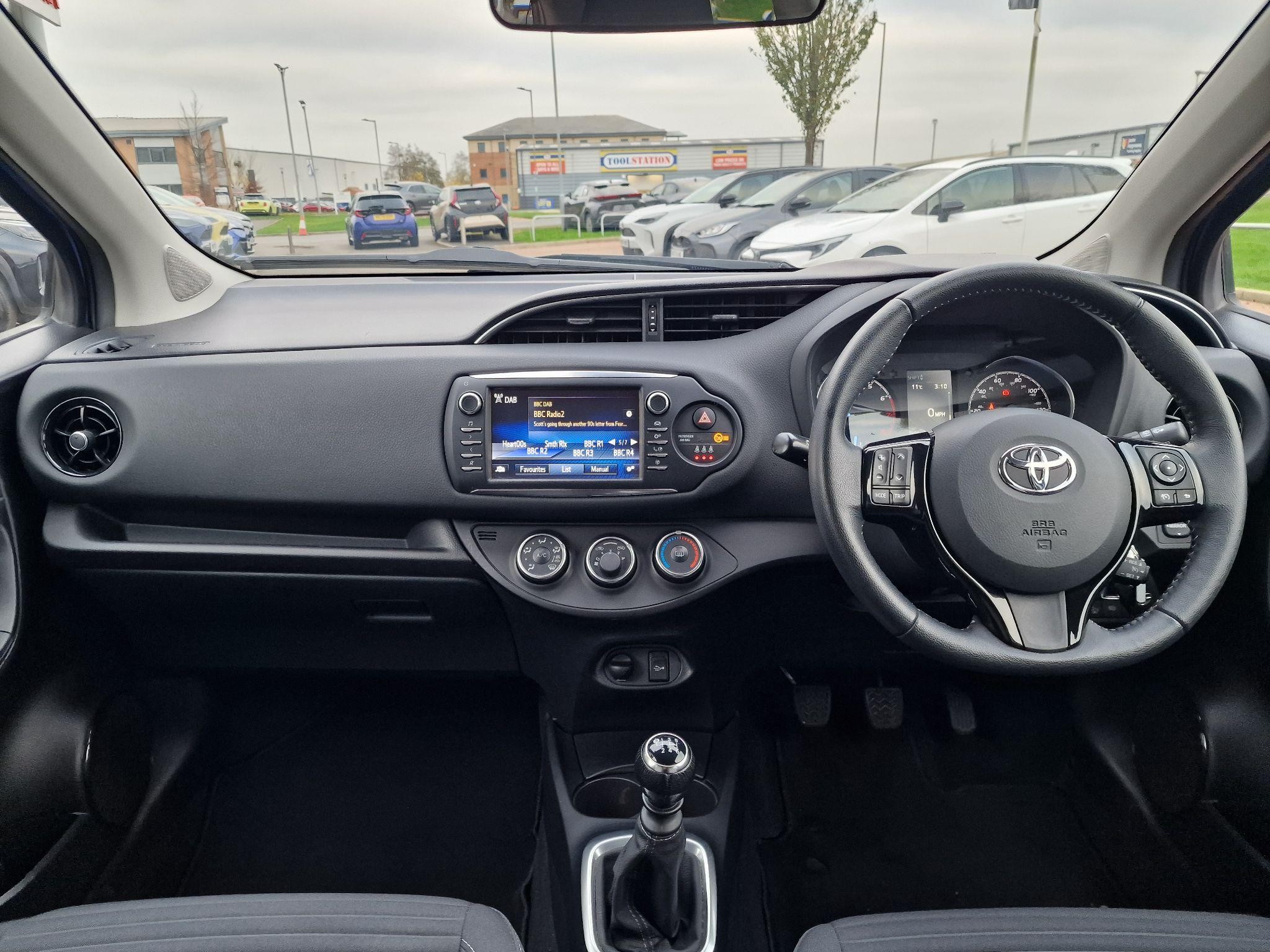 Toyota Yaris Image 7