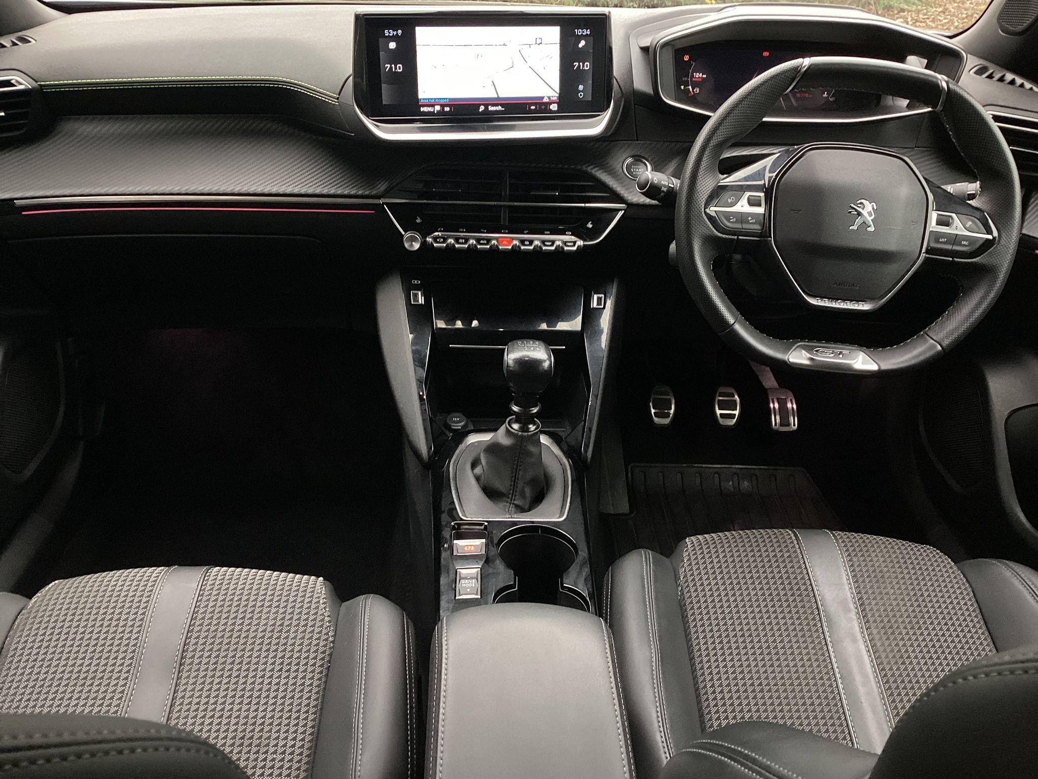 Peugeot 2008 Image 13