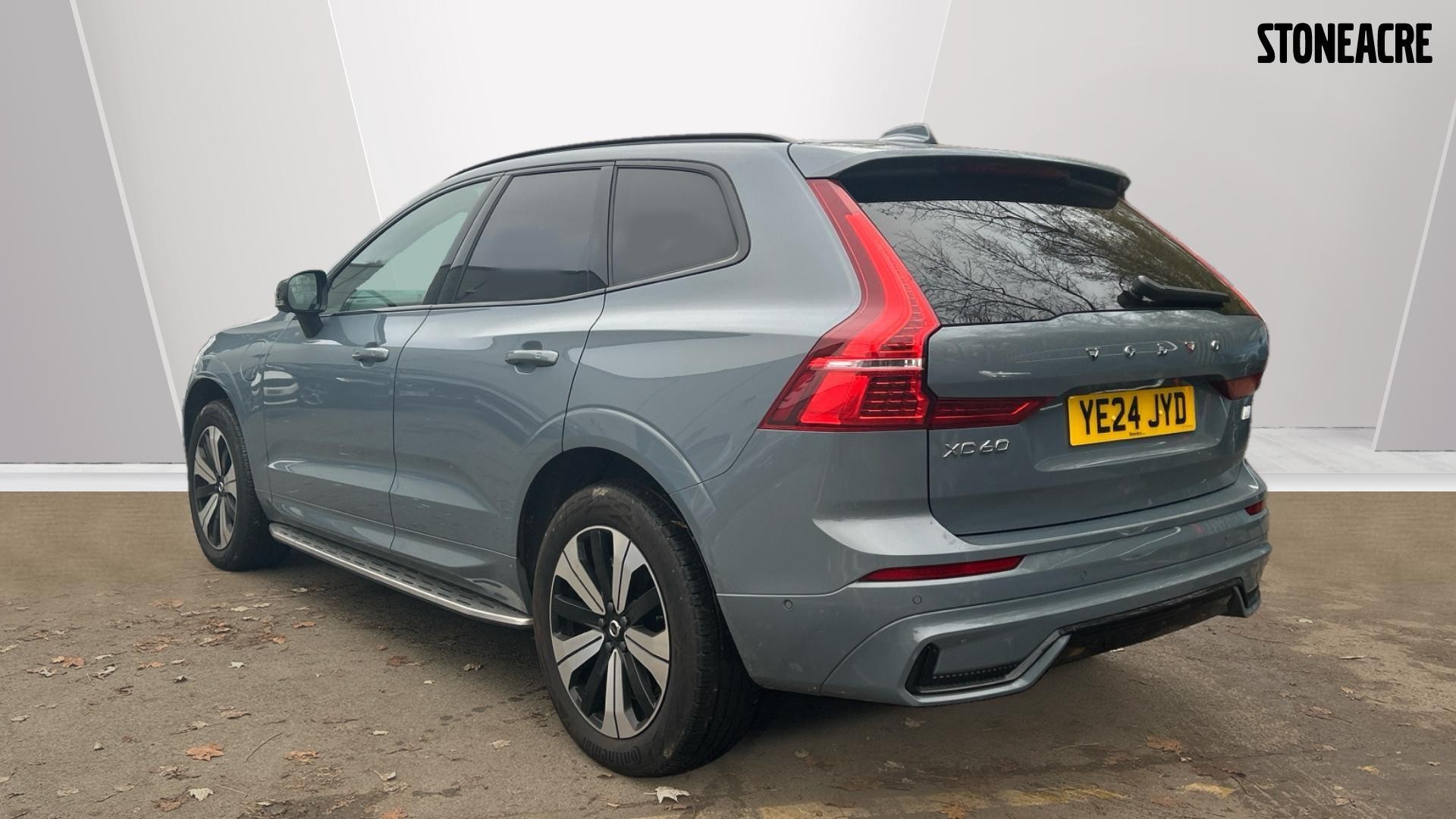 Volvo XC60 Image 2