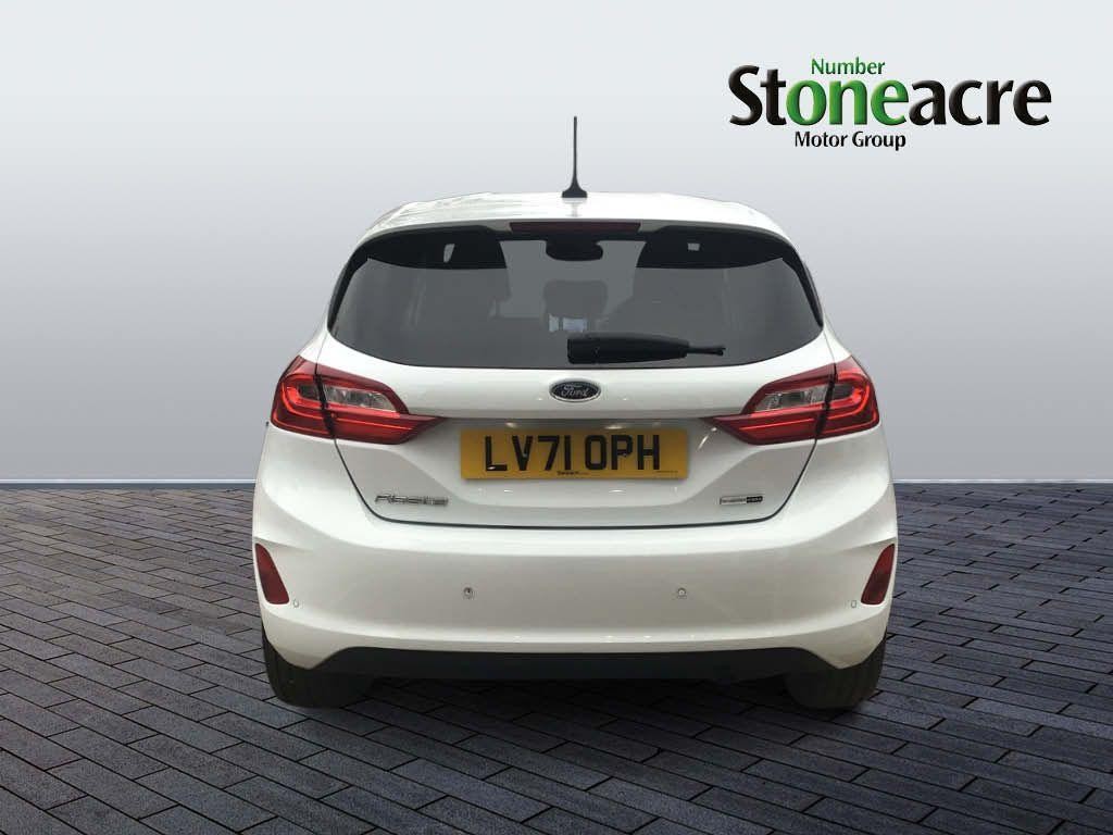 Ford Fiesta Image 4