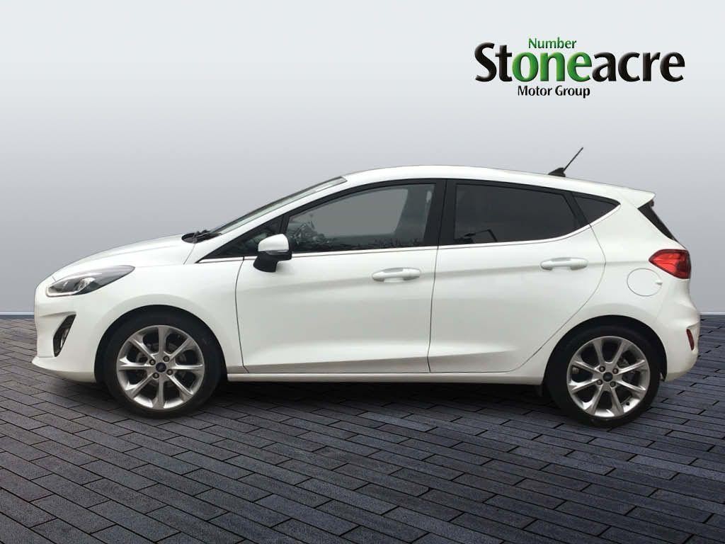 Ford Fiesta Image 6