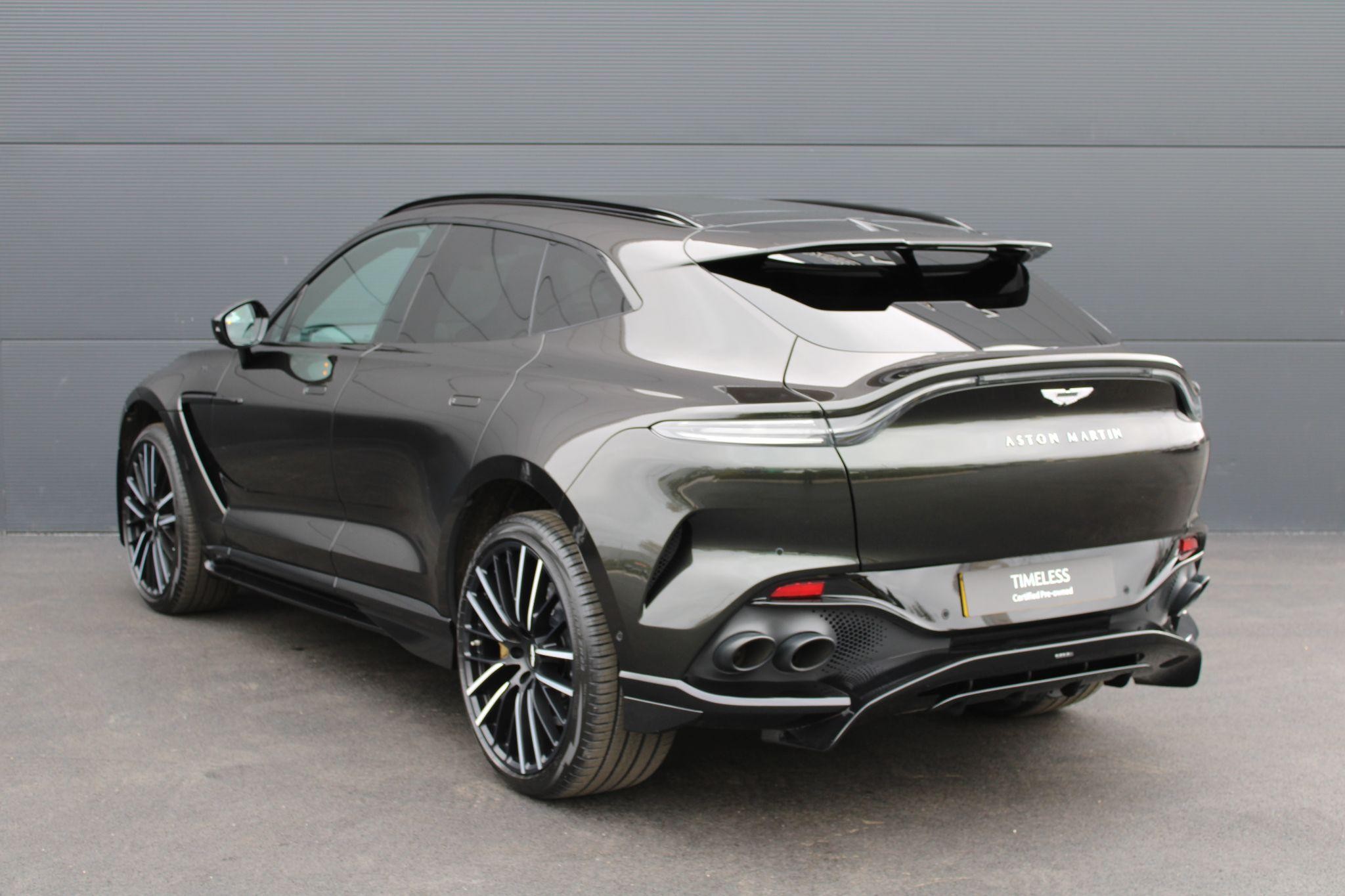 Aston Martin DBX Image 5