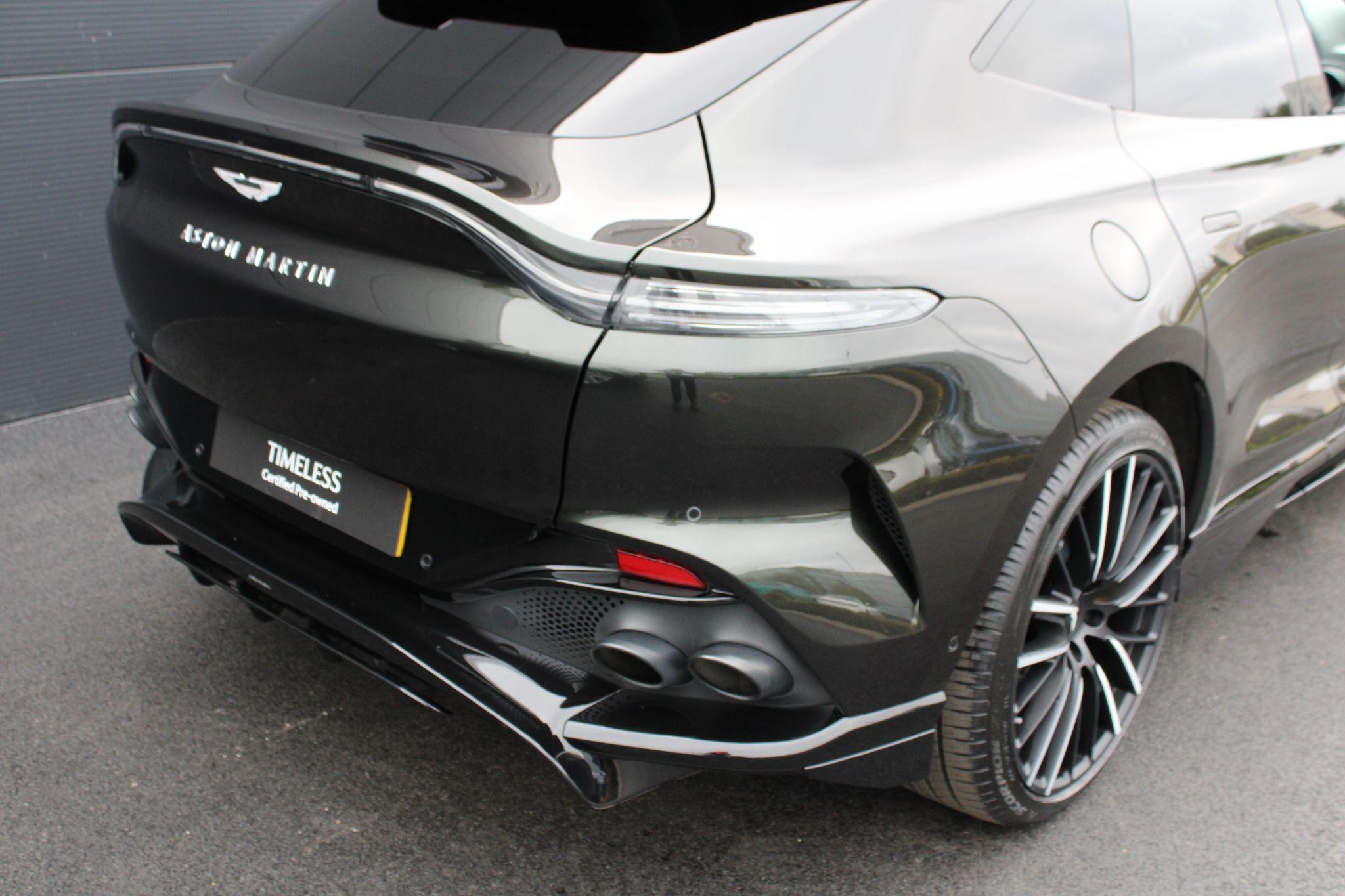 Aston Martin DBX Image 20