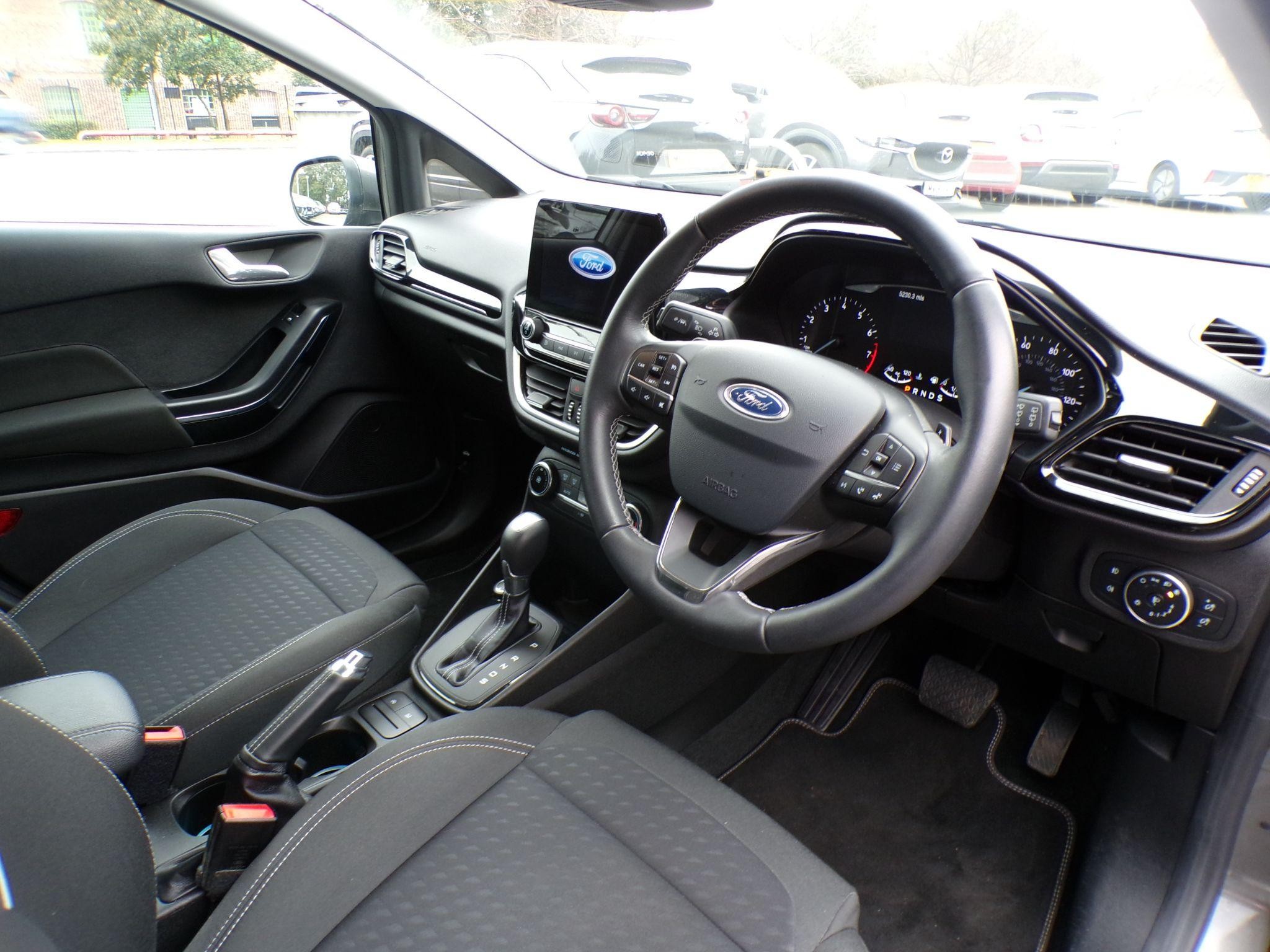 Ford Fiesta Image 10