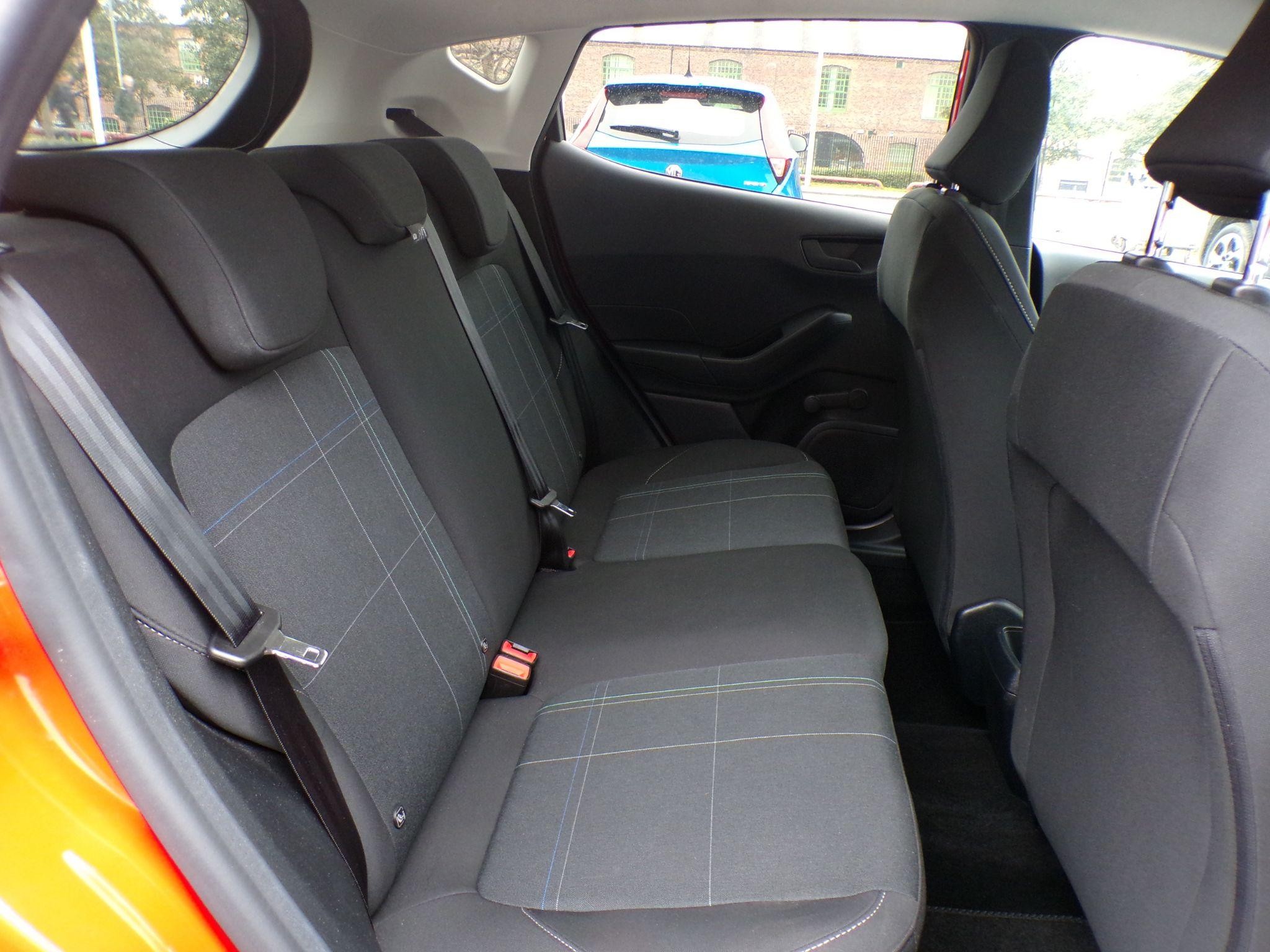 Ford Fiesta Image 12