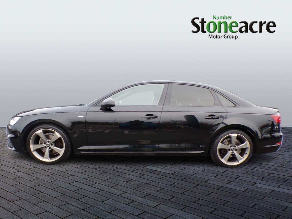 Audi A4 Image 6