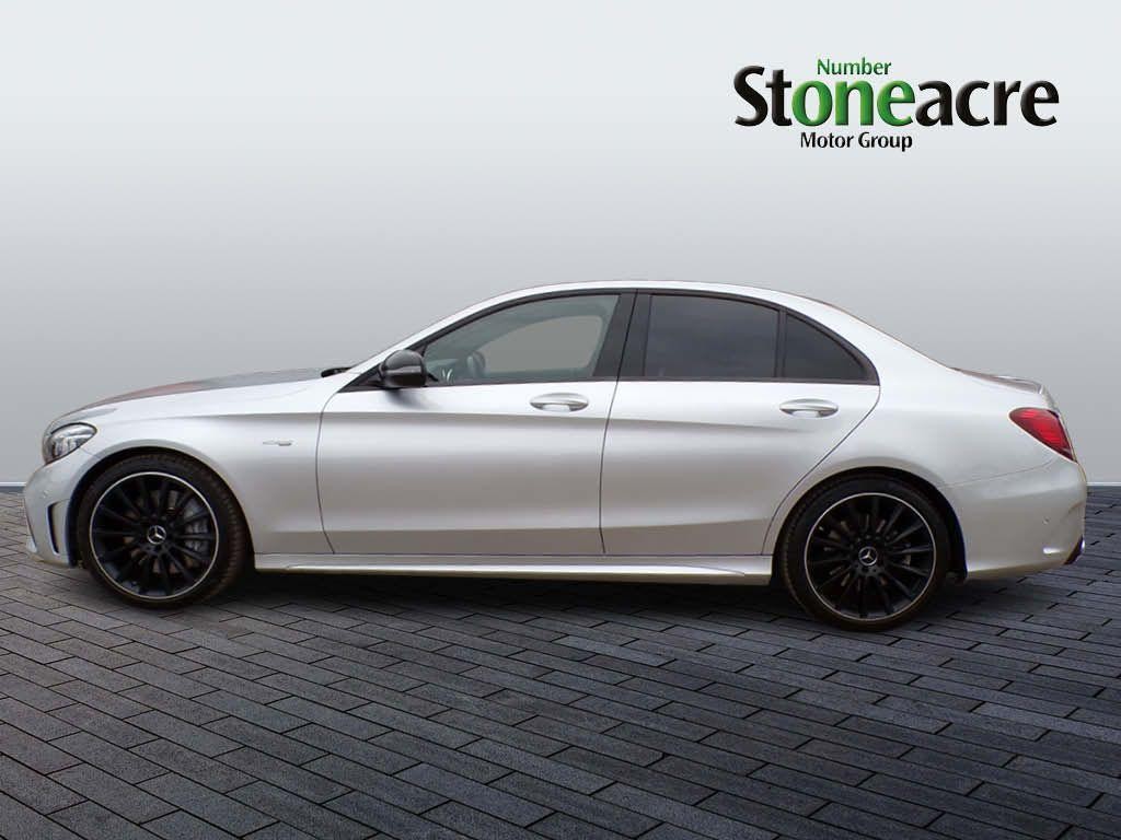 Mercedes-Benz C-Class Image 6