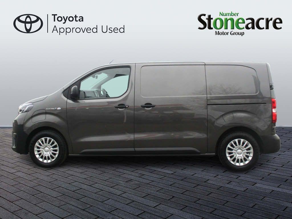 Toyota Proace Image 8