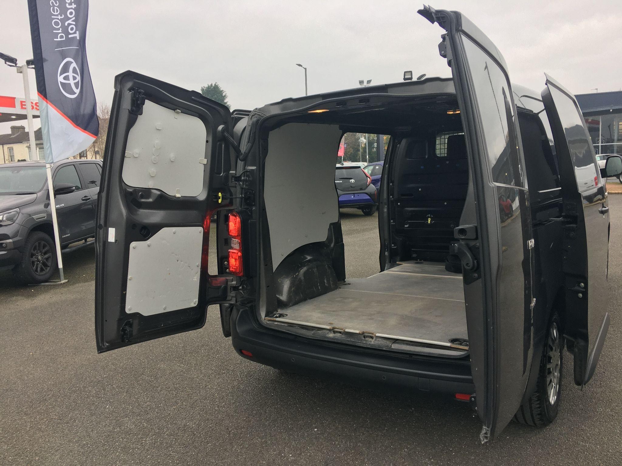 Toyota Proace Image 24