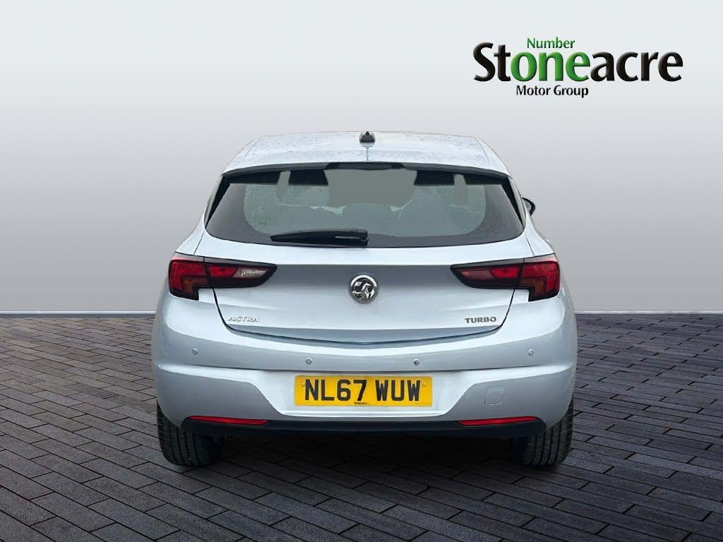 Vauxhall Astra Image 4