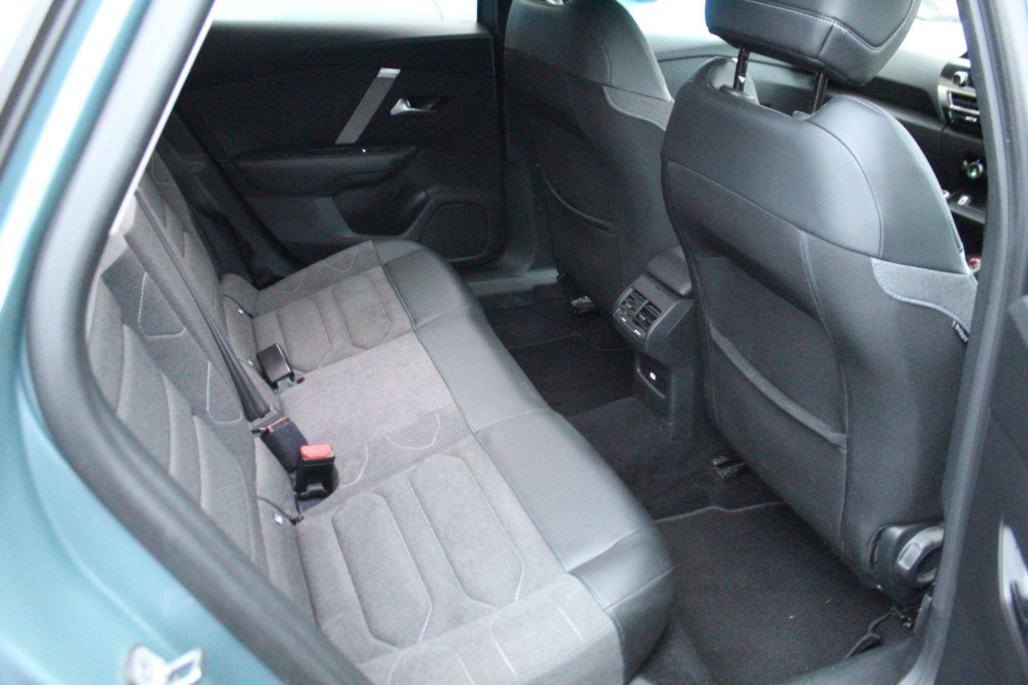 Citroen C4 Image 17