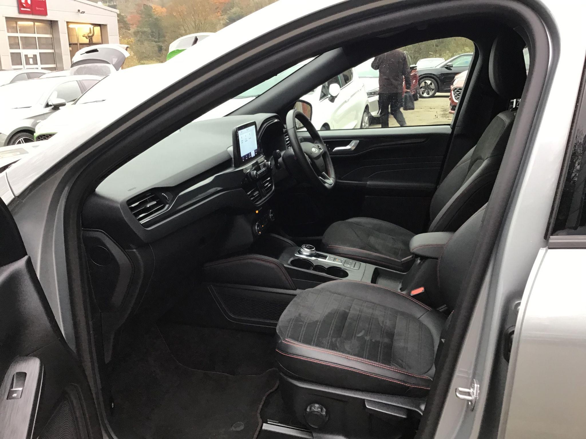 Ford Kuga Image 17