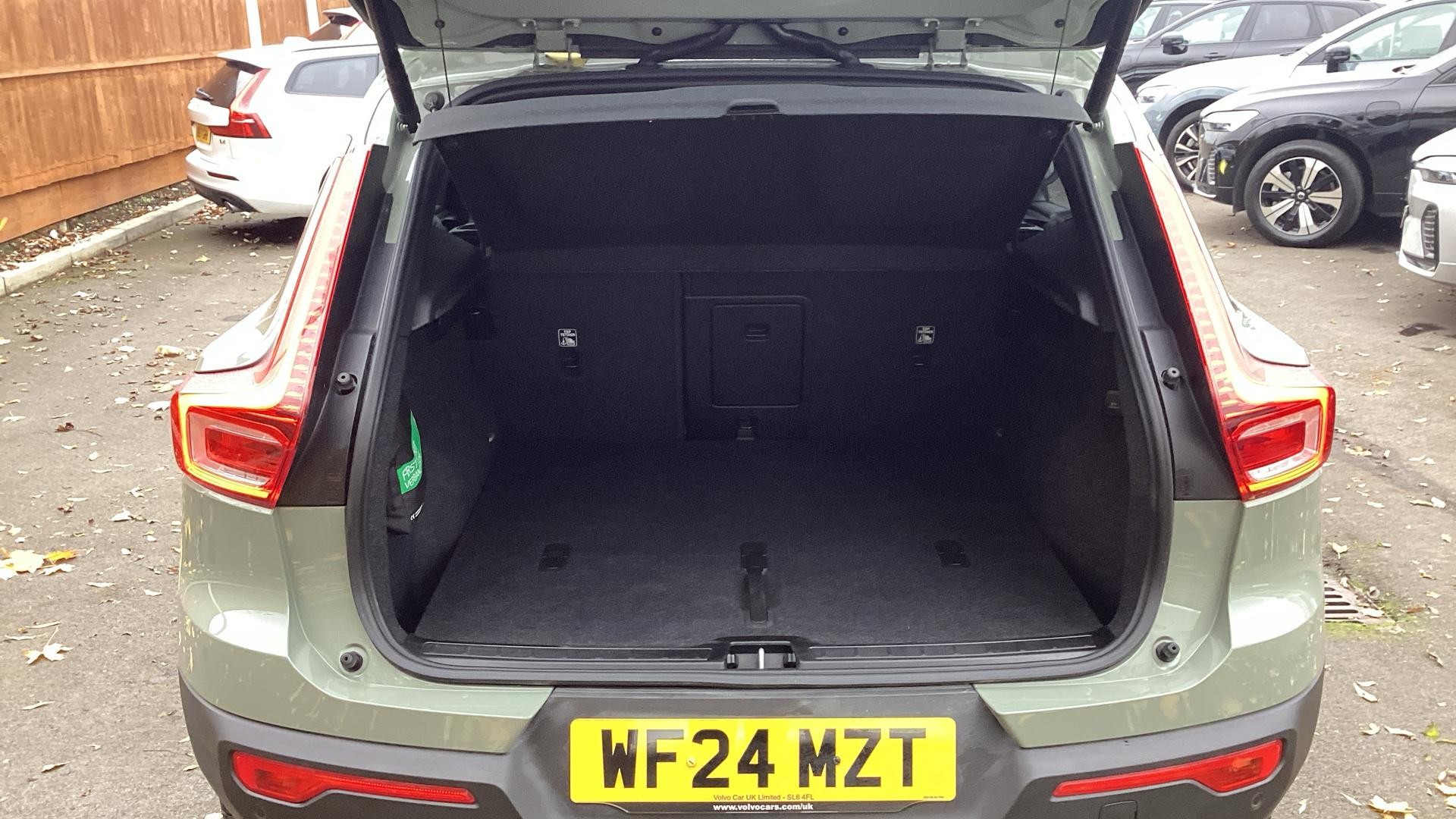 Volvo XC40 Image 17