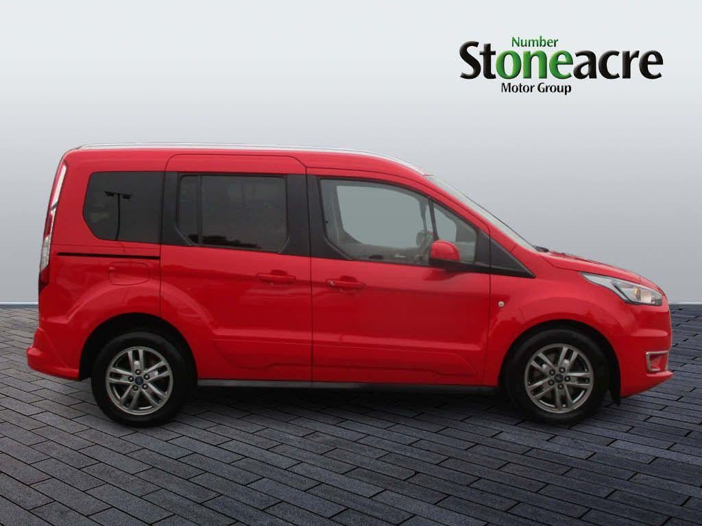 Ford Tourneo Connect Image 2