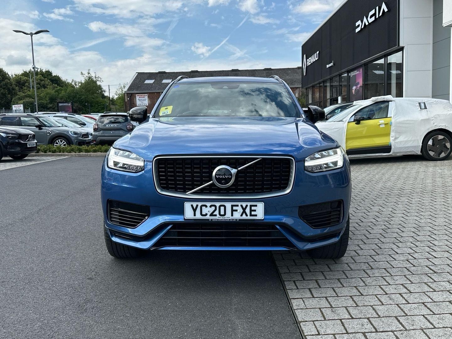 Volvo XC90 Image 12