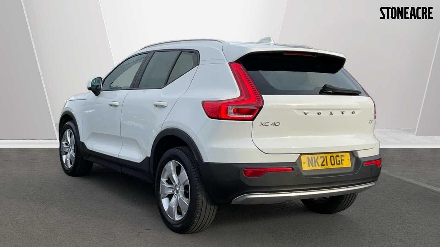 Volvo XC40 Image 2