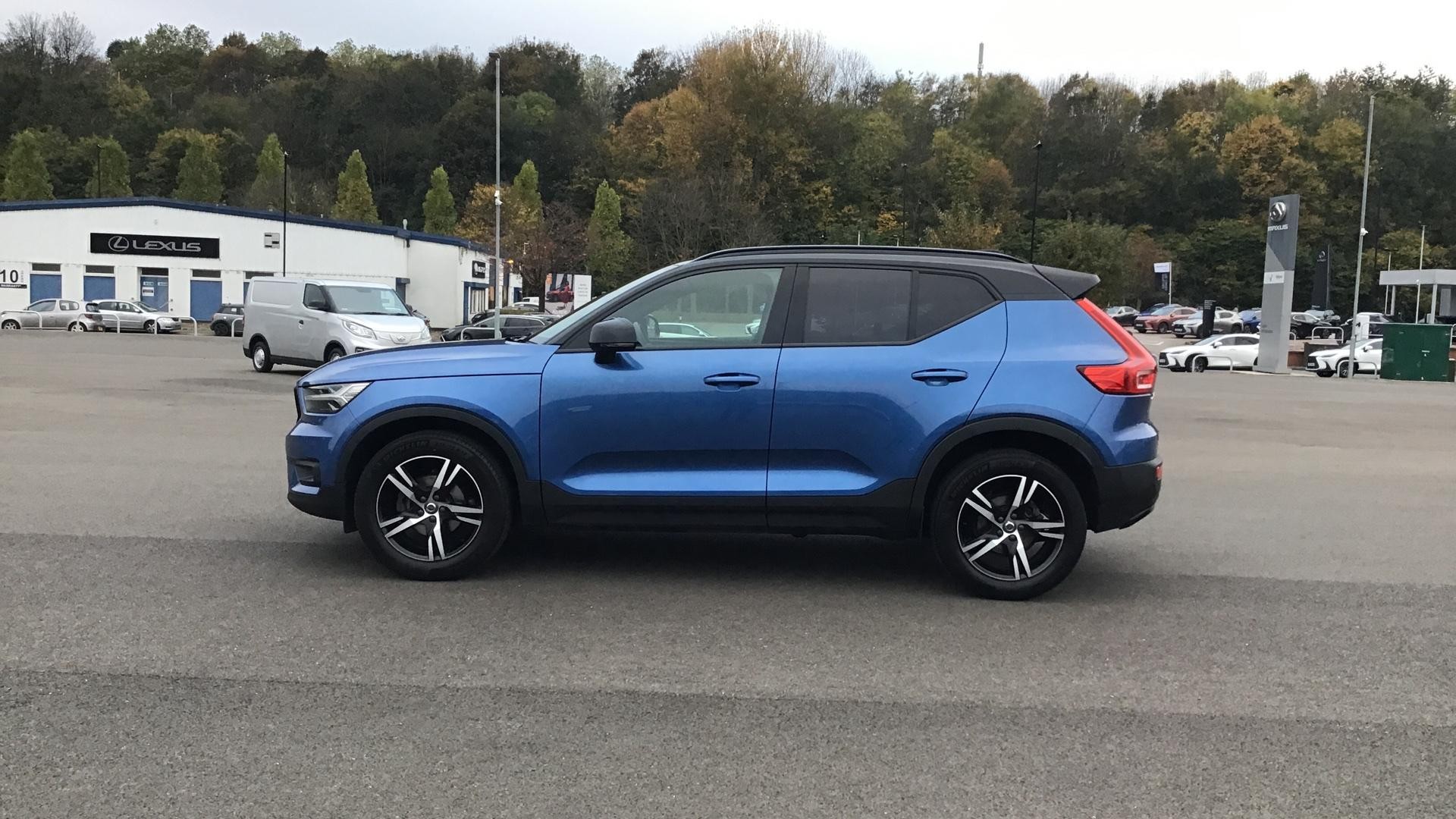 Volvo XC40 Image 8