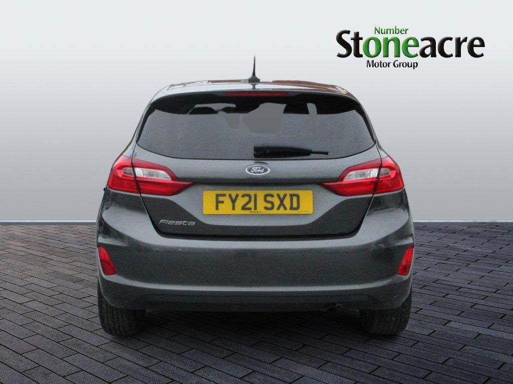 Ford Fiesta Image 4