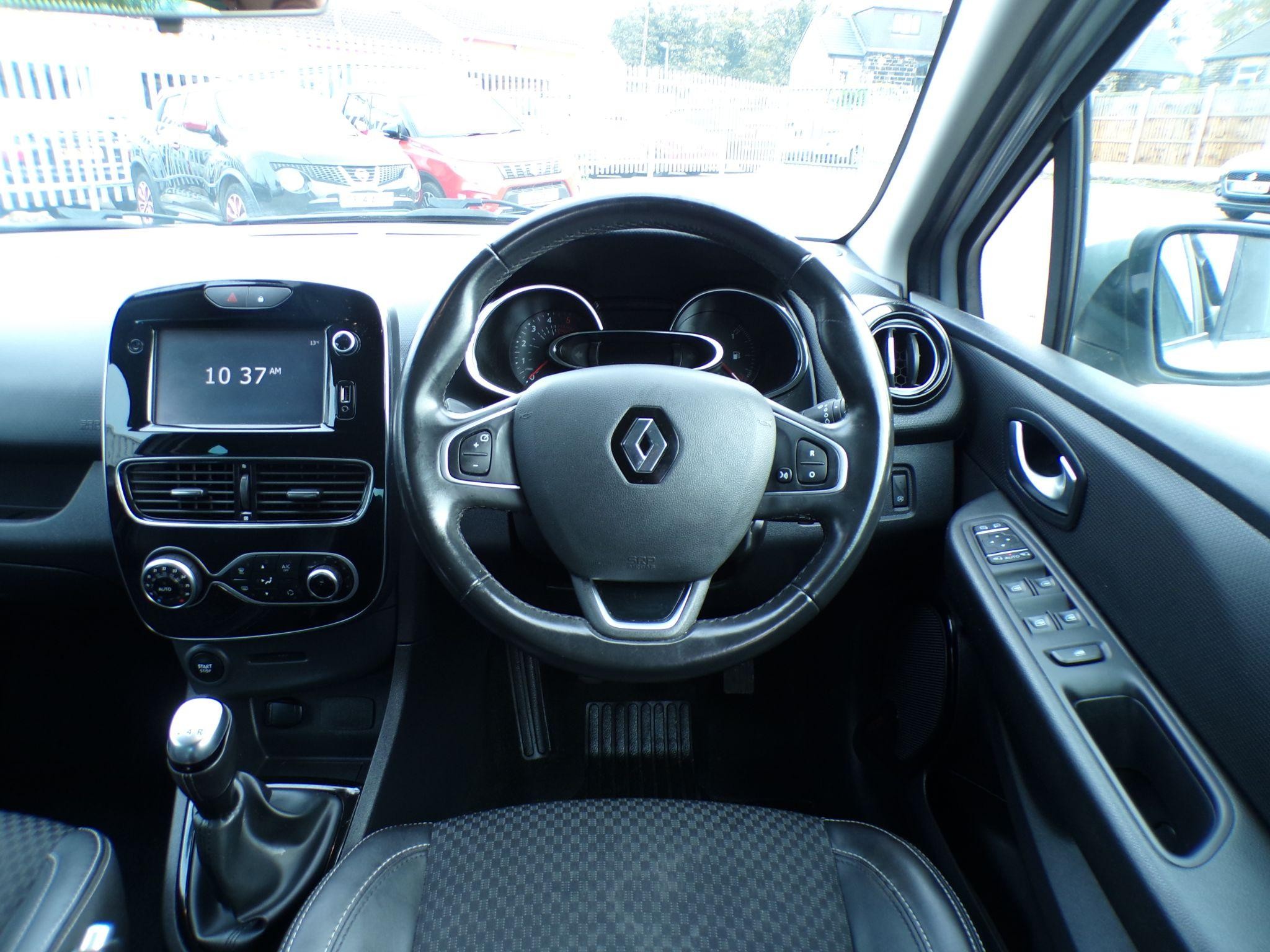 Renault Clio Image 16