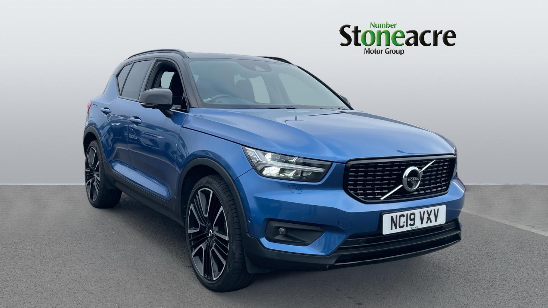 Volvo XC40 Image 1