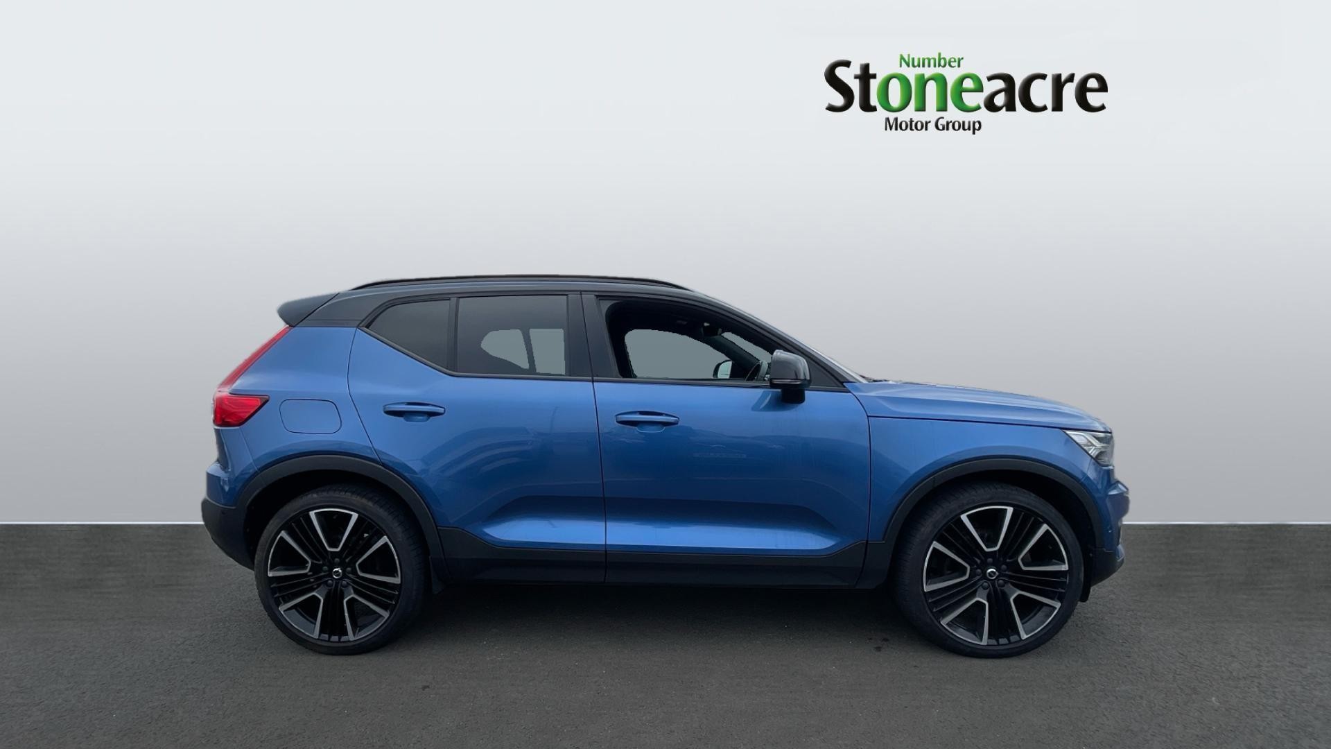 Volvo XC40 Image 3