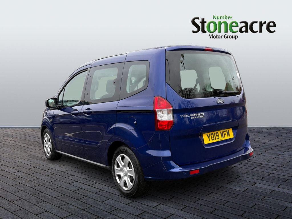 Ford Tourneo Courier Image 5