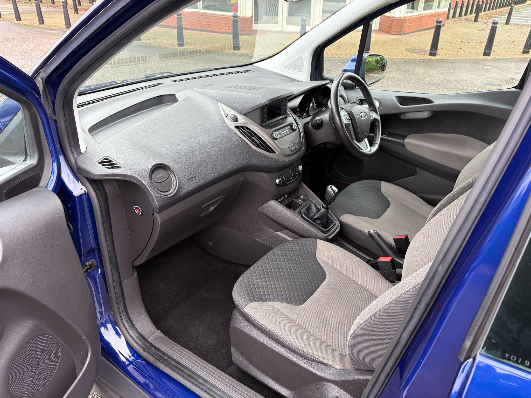 Ford Tourneo Courier Image 14