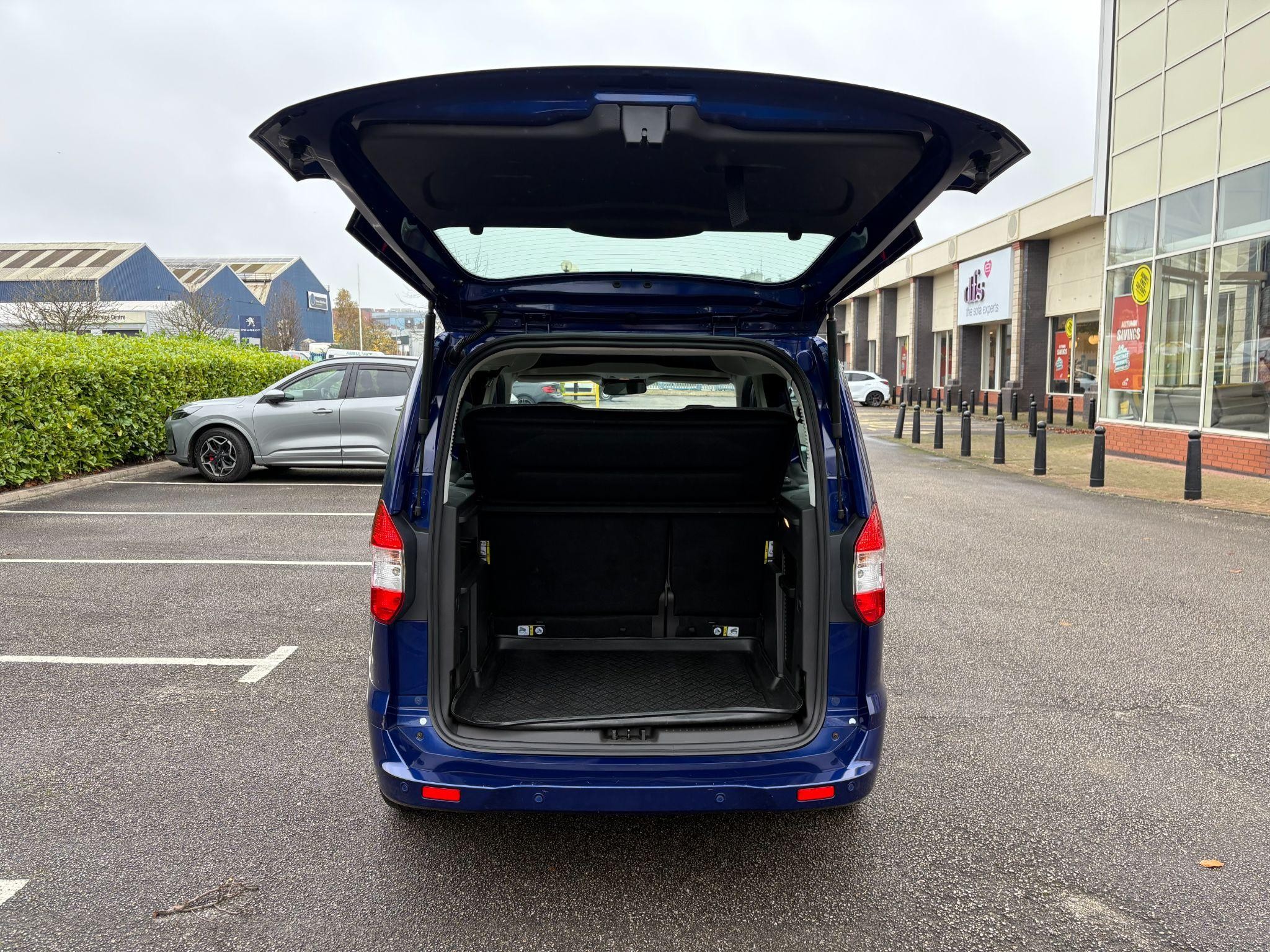 Ford Tourneo Courier Image 29