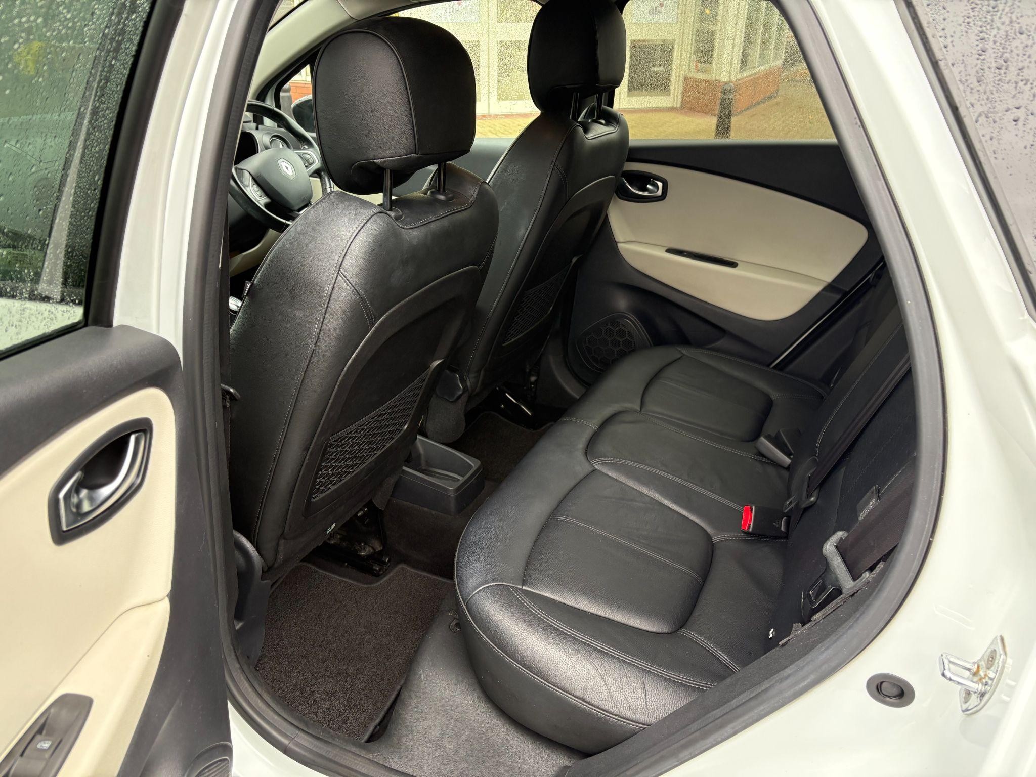 Renault Captur Image 25