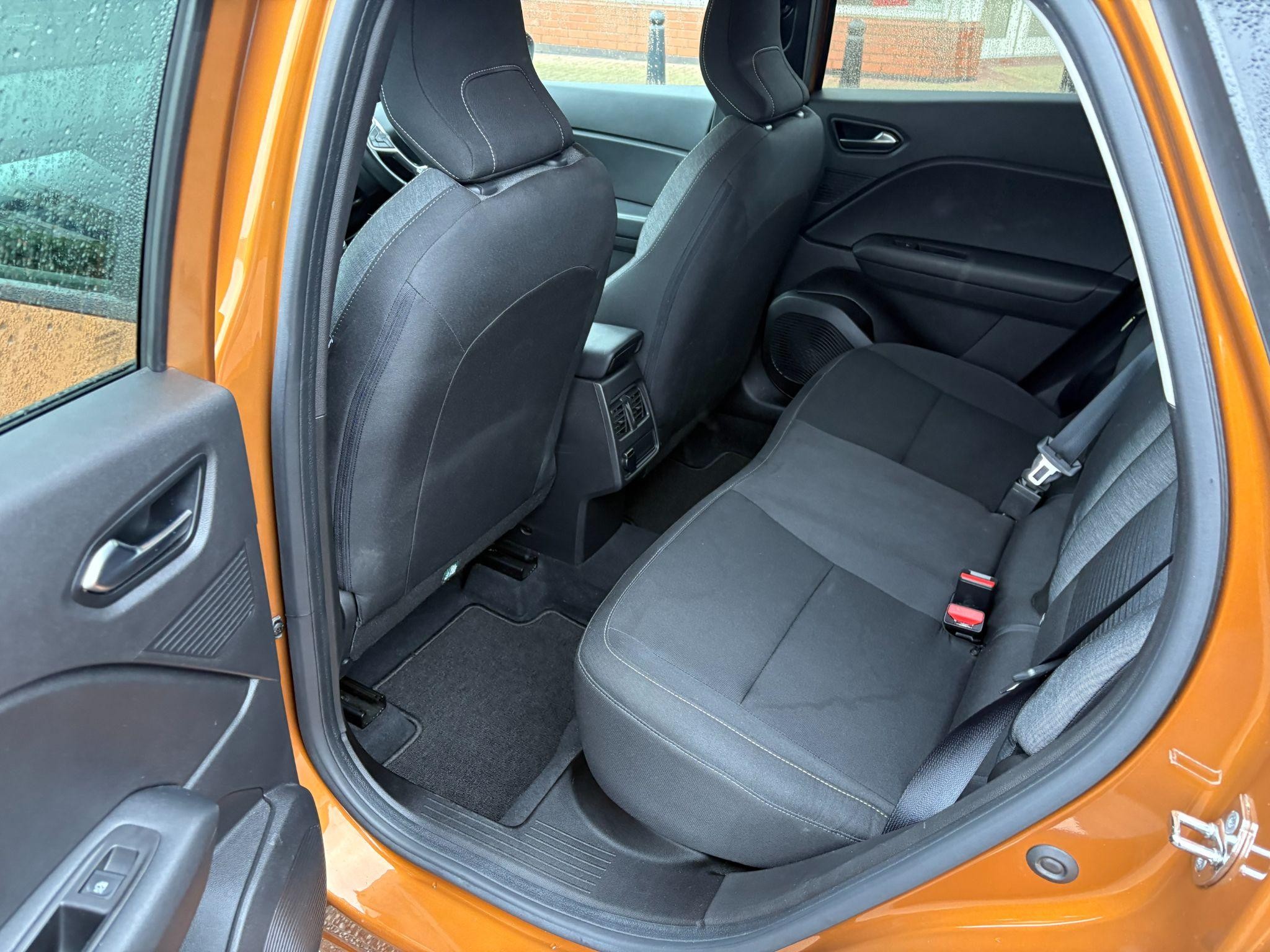 Renault Captur Image 34