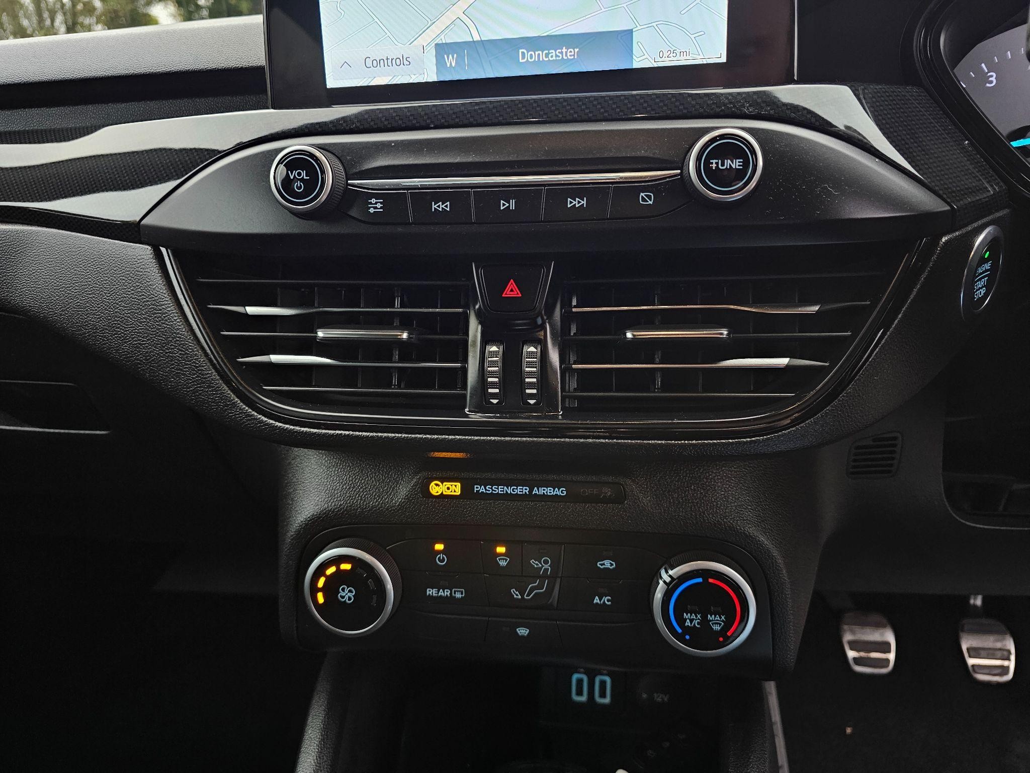 Ford Focus Image 17