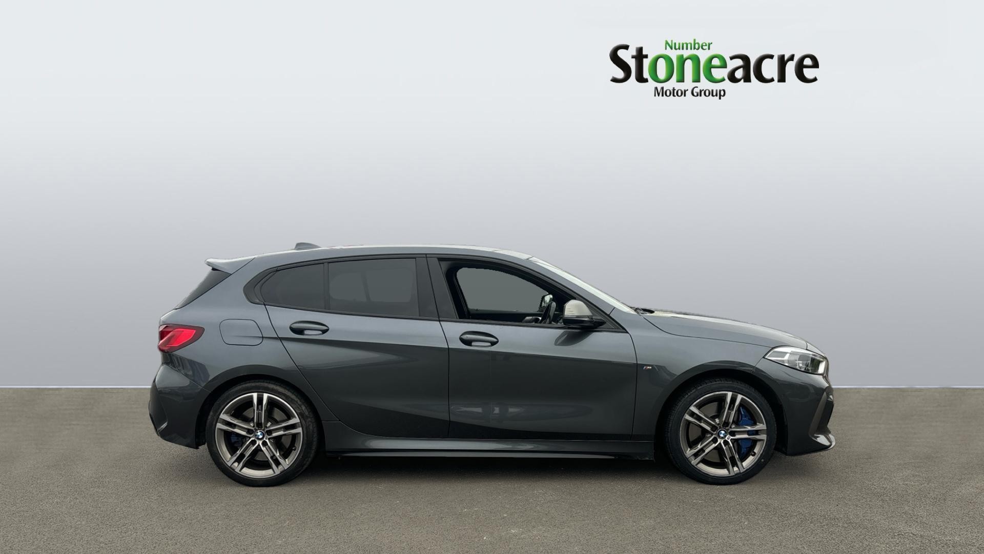 BMW 1 Series Image 3