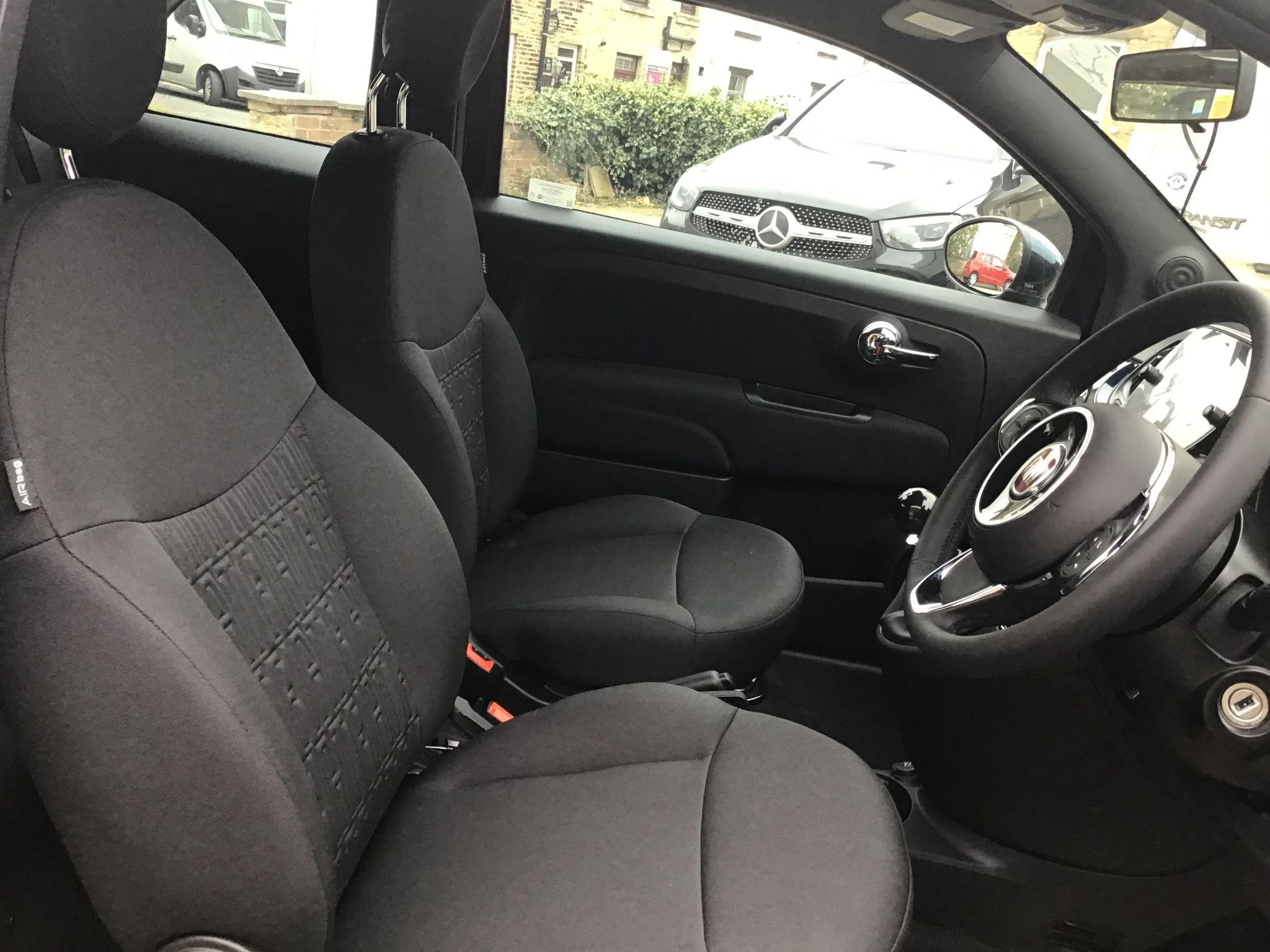 Fiat 500c Hybrid Image 12