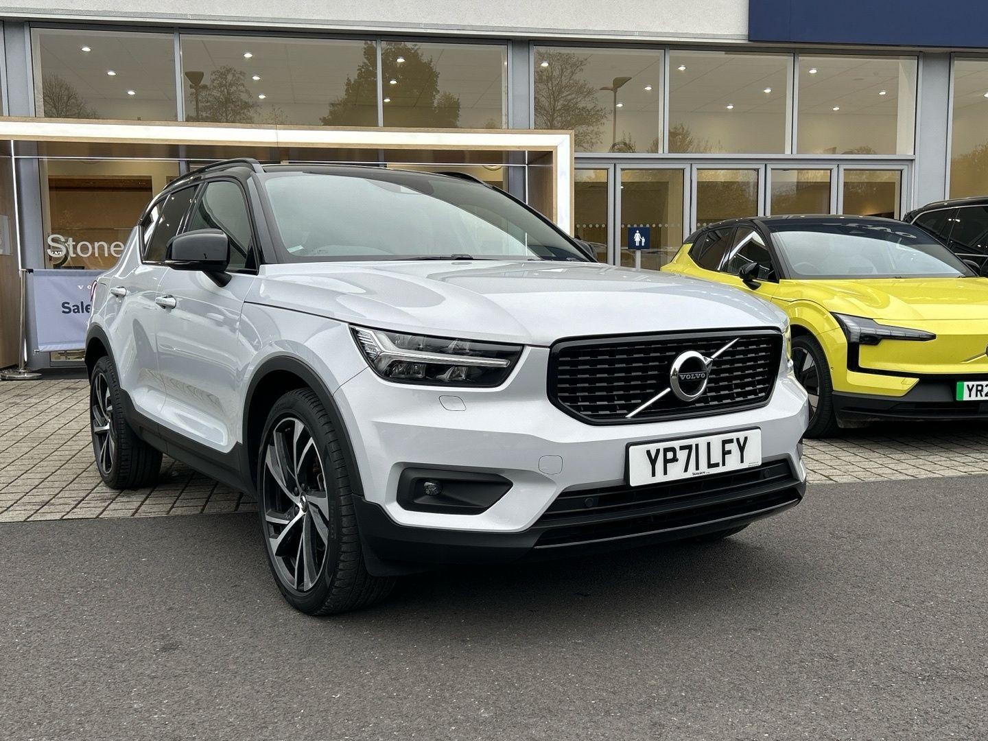 Volvo XC40 Image 1