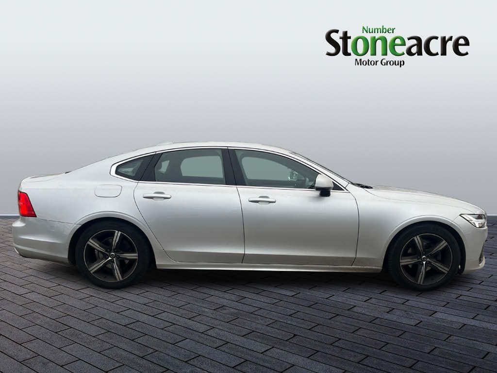 Volvo S90 Image 2