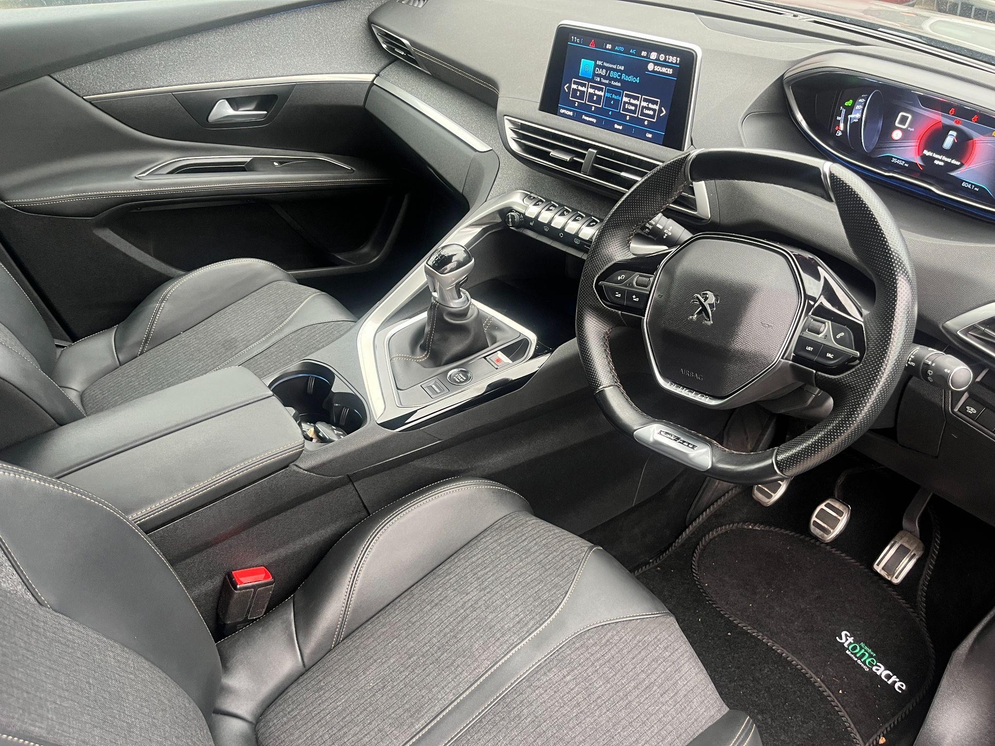 Peugeot 3008 Image 13