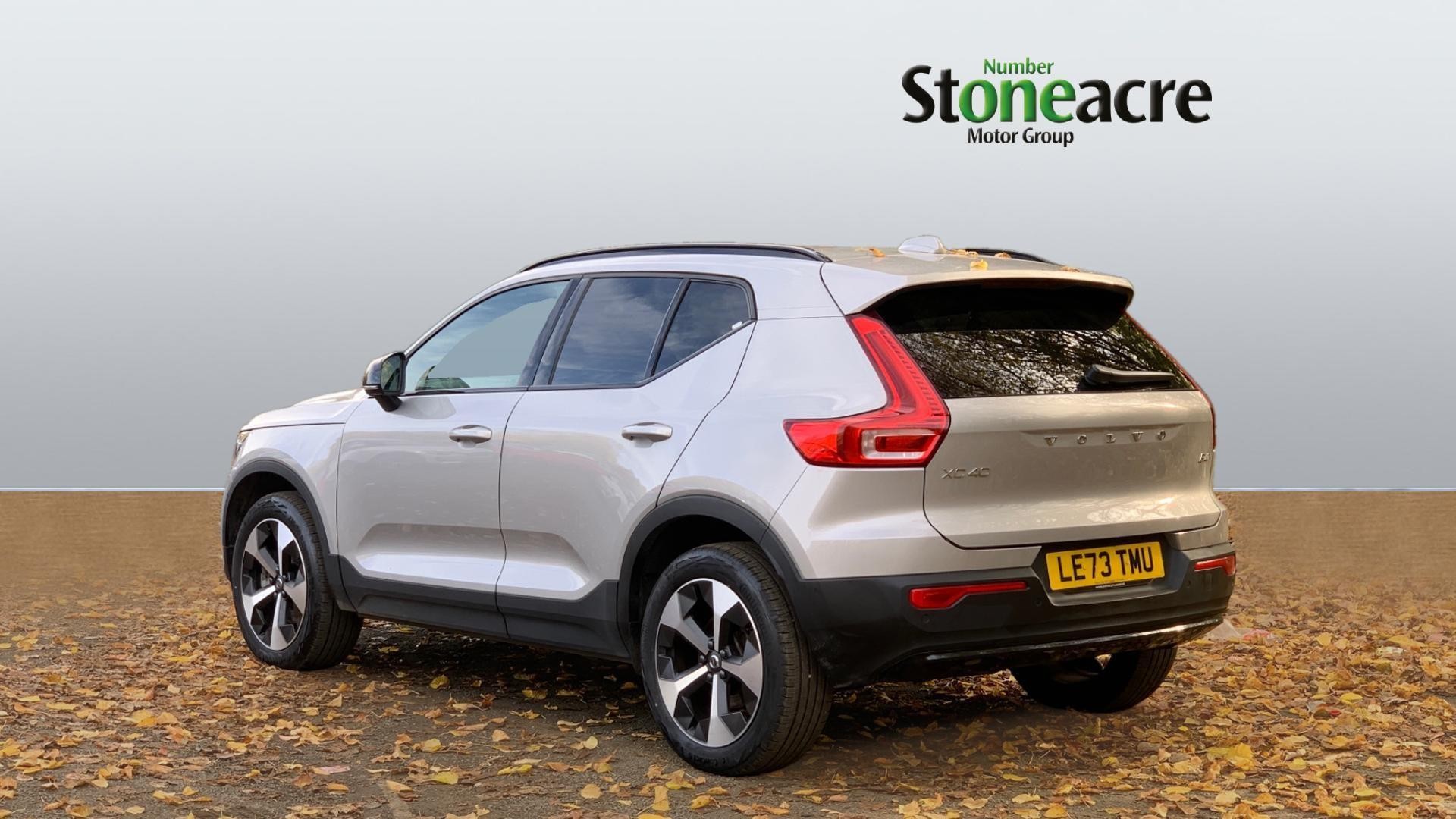 Volvo XC40 Image 2