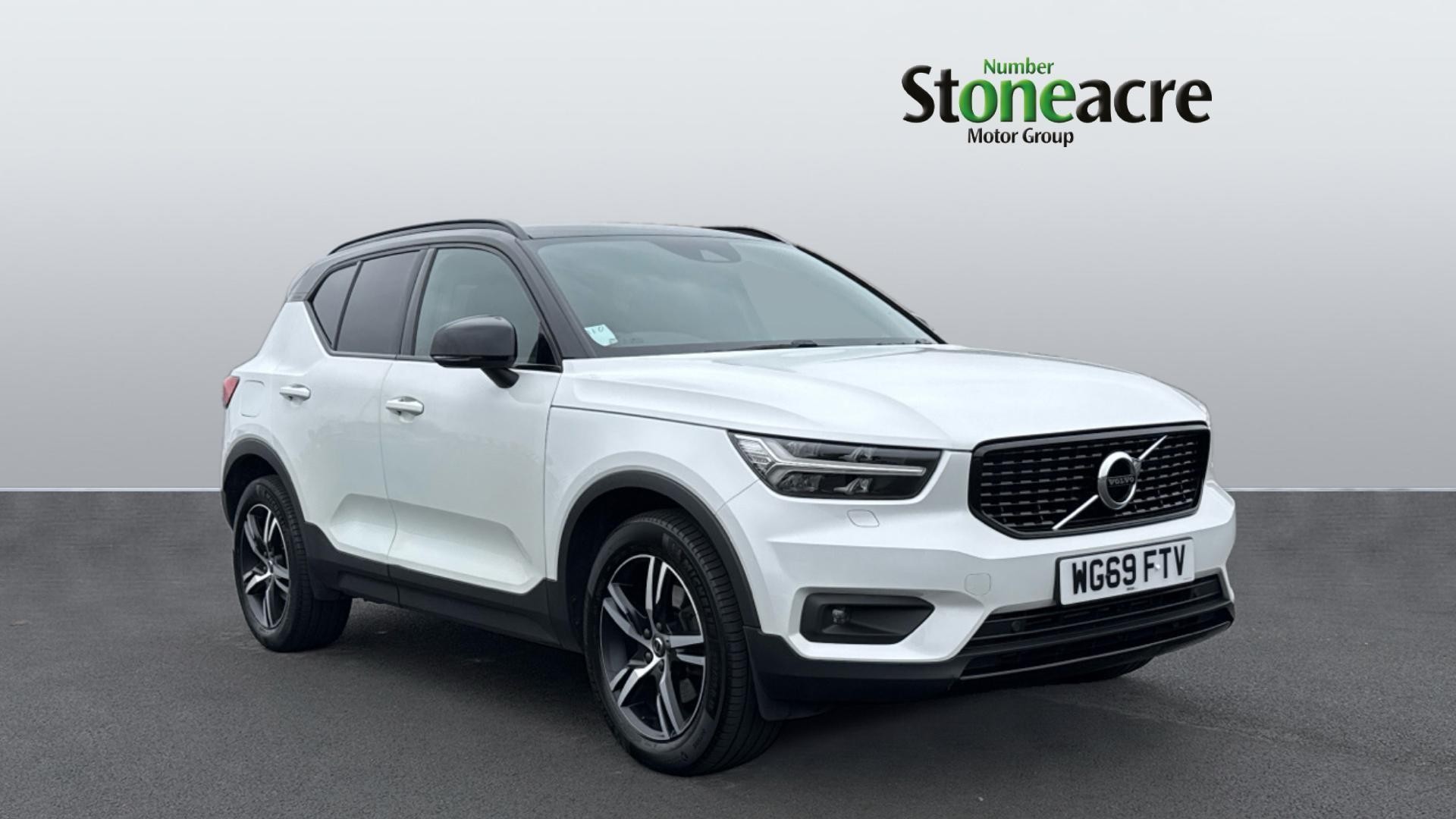 Volvo XC40 Image 1