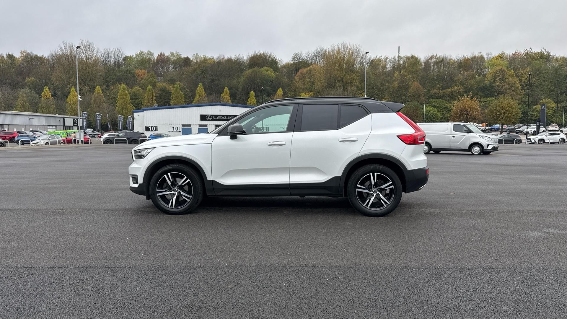 Volvo XC40 Image 8