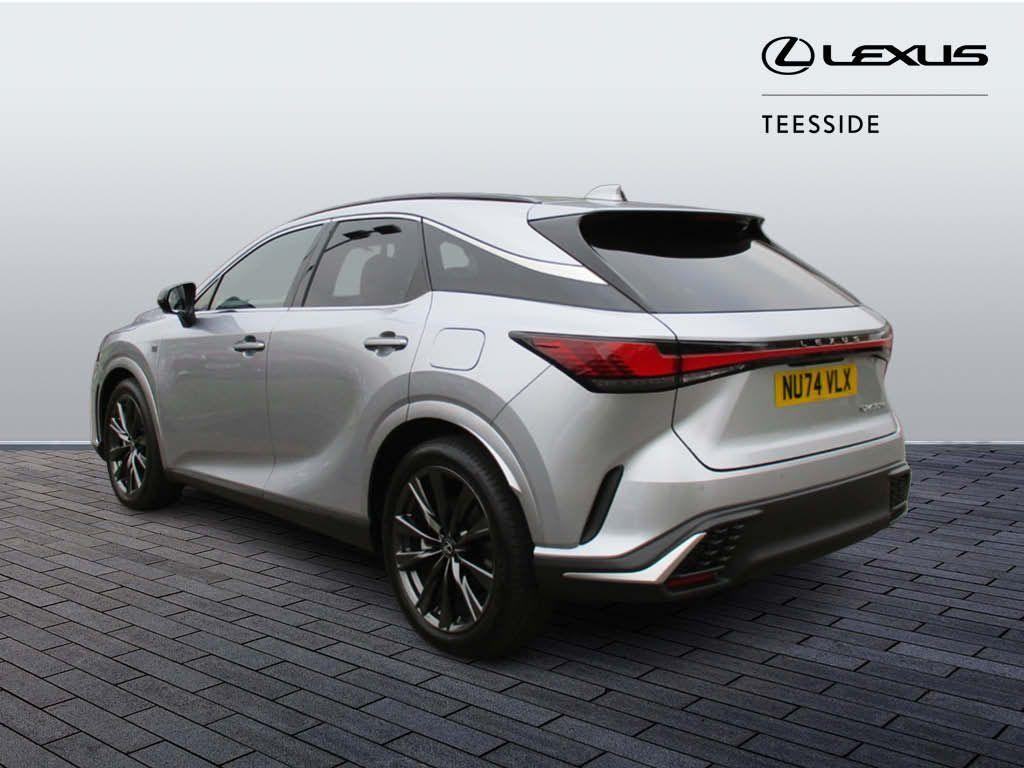 Lexus RX Image 7