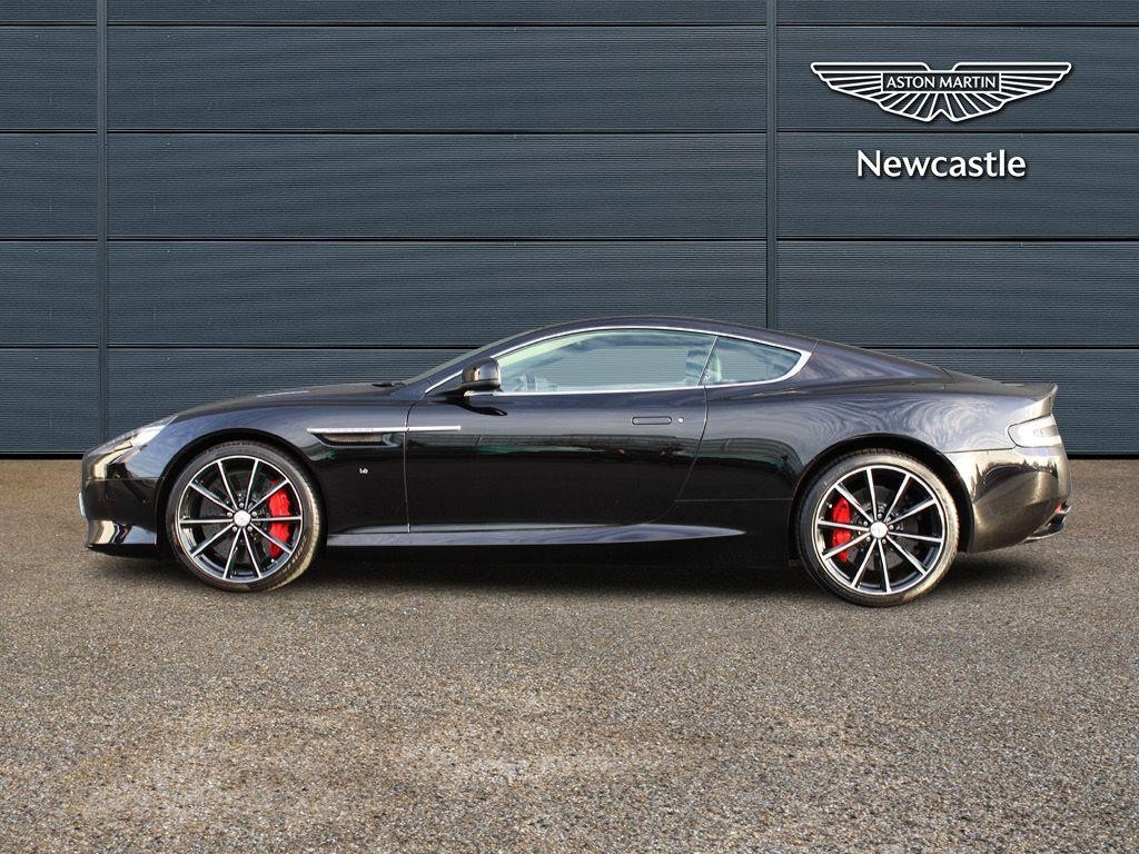 Aston Martin DB9 Image 4