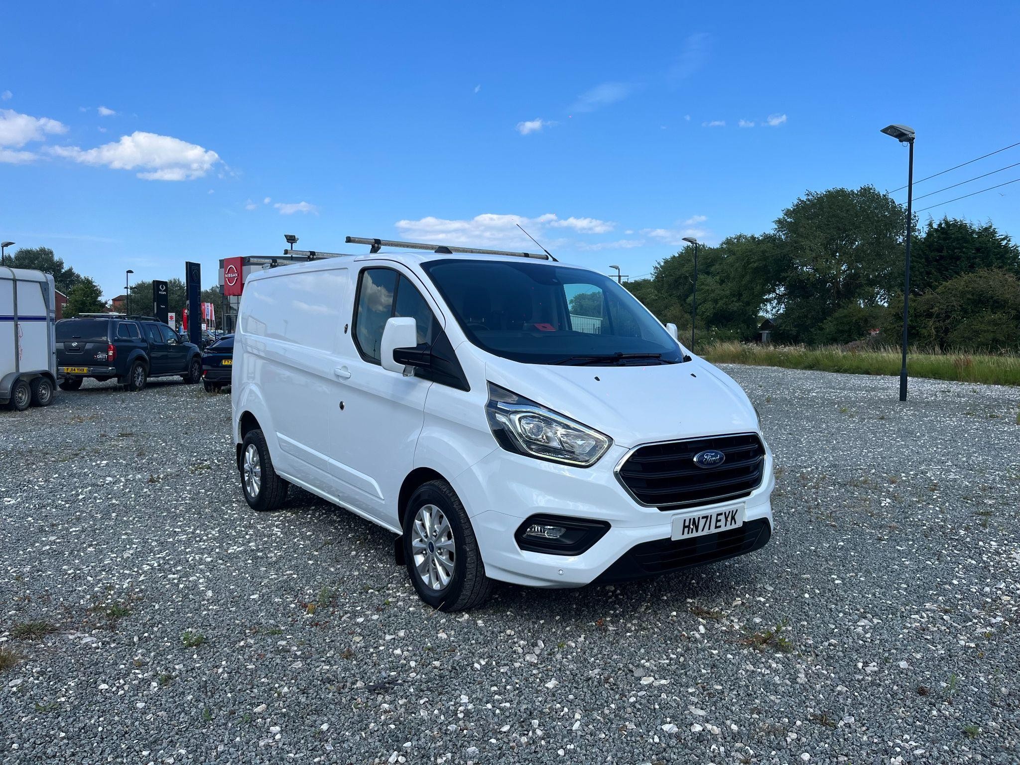 Ford Transit Custom Image 1