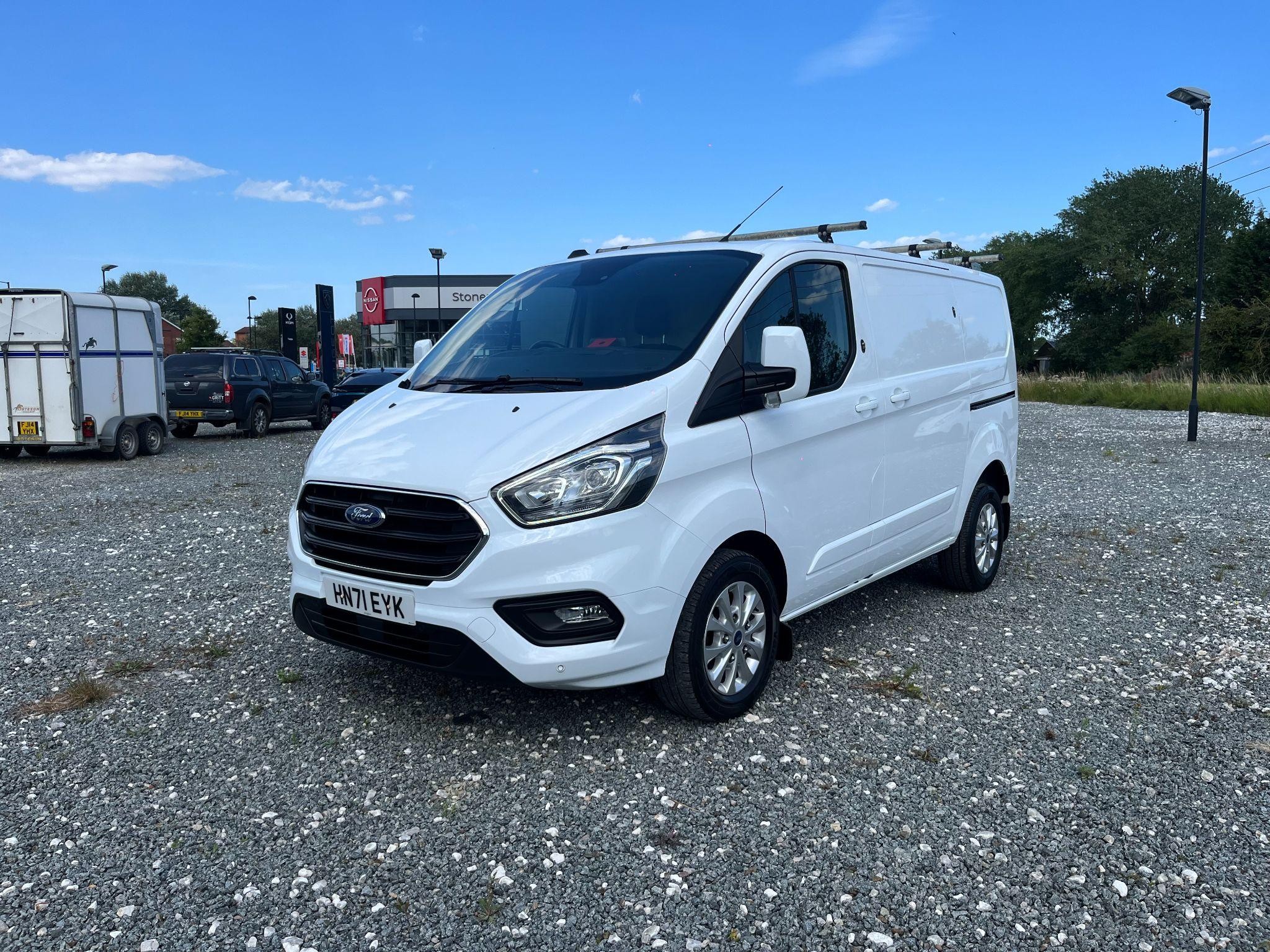 Ford Transit Custom Image 7