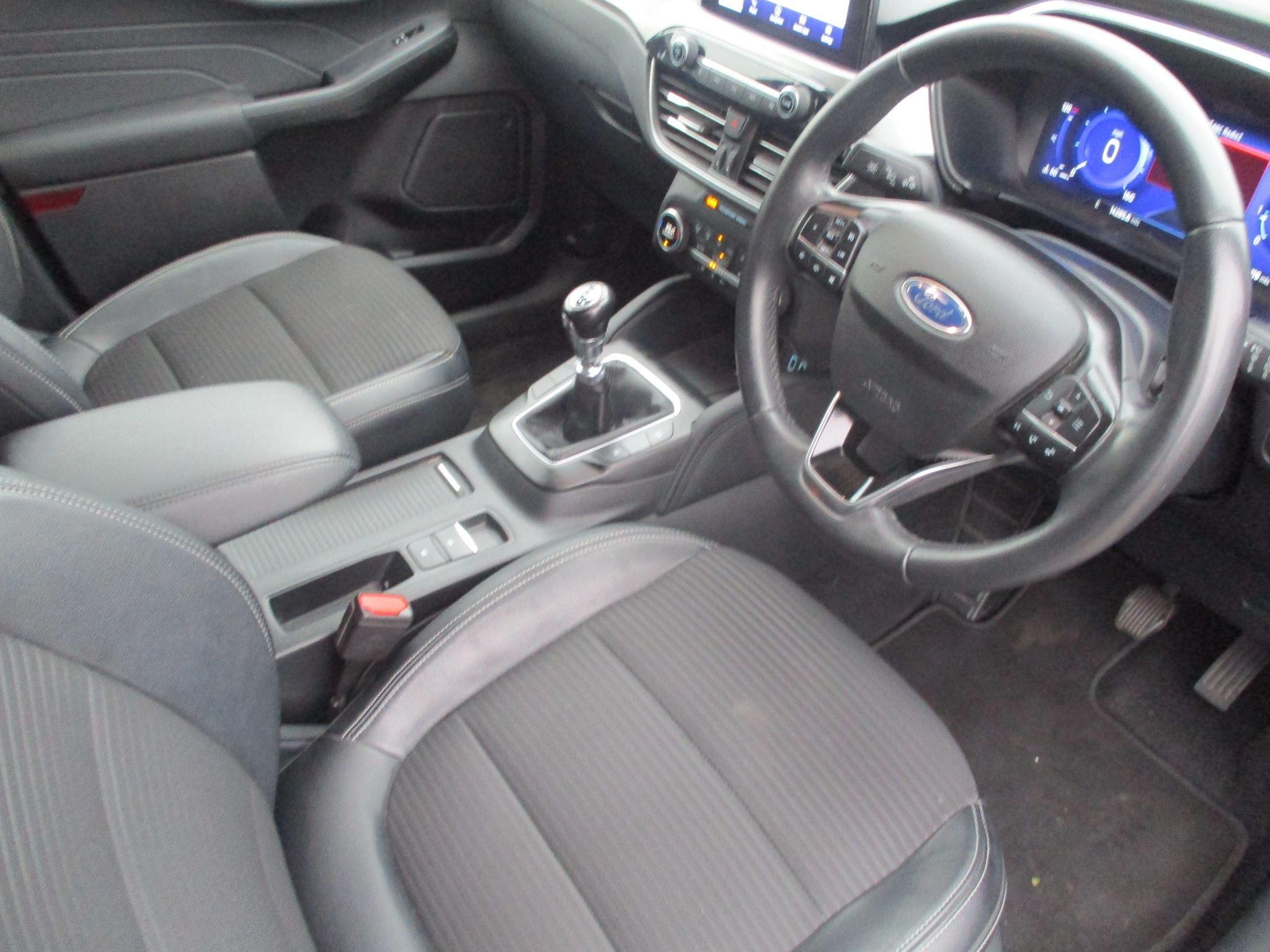 Ford Kuga Image 10