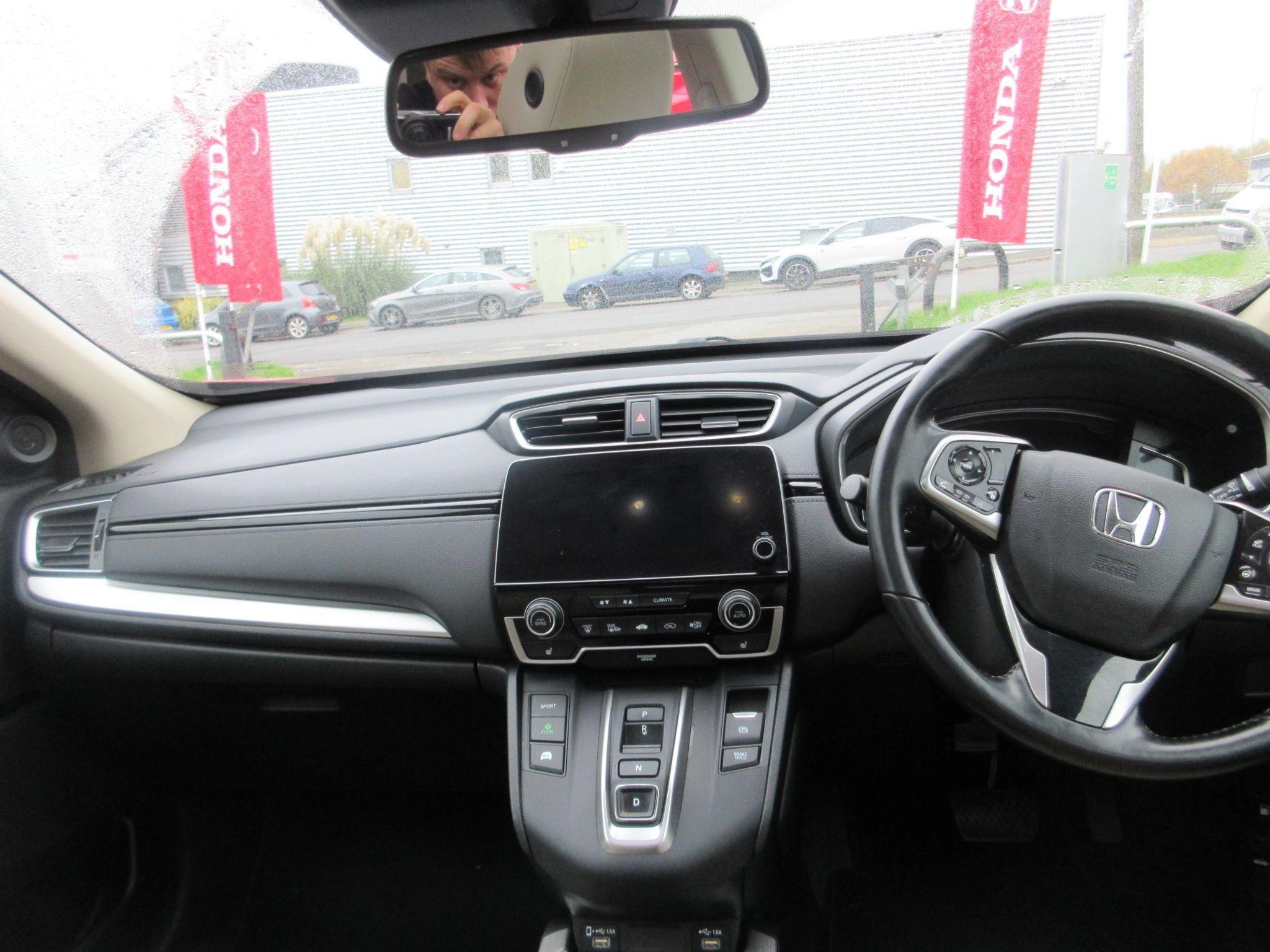 Honda CR-V Image 18