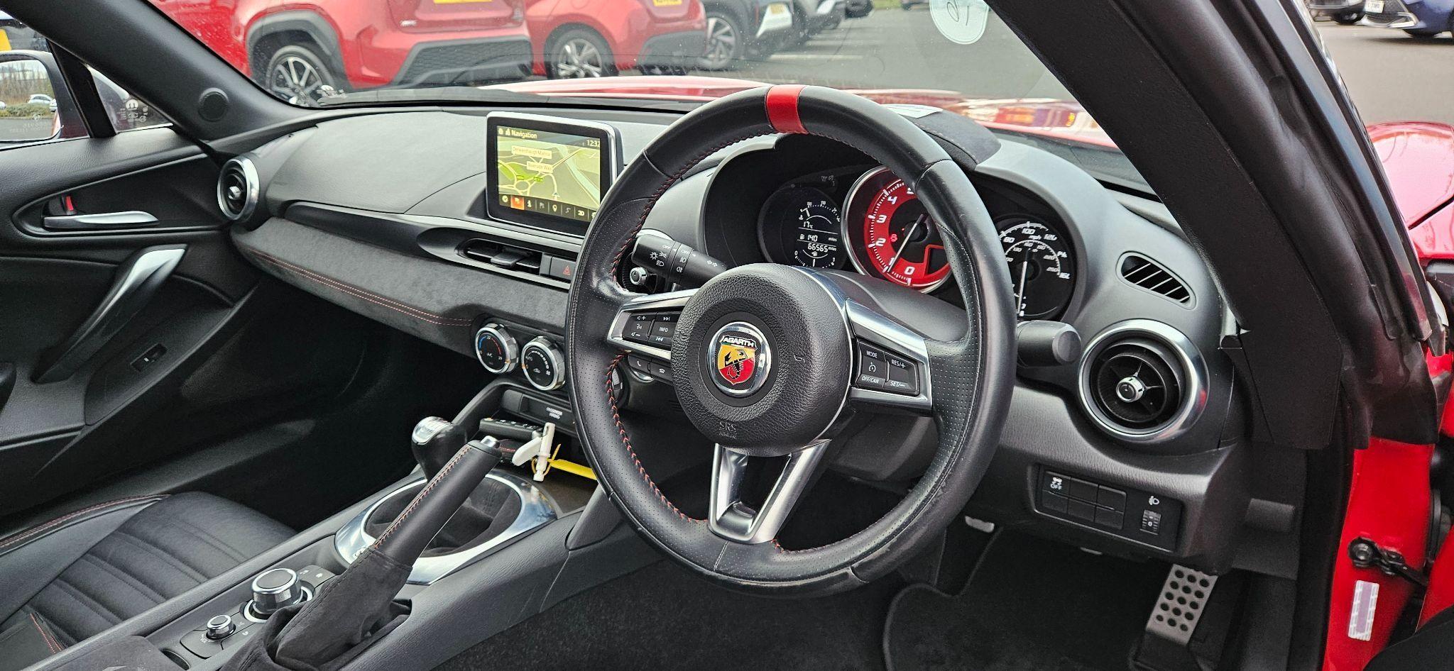 Abarth 124 Spider Image 11