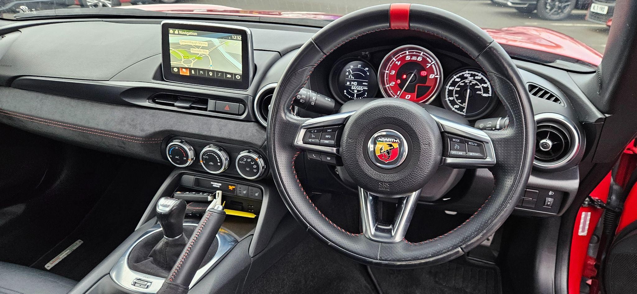 Abarth 124 Spider Image 12