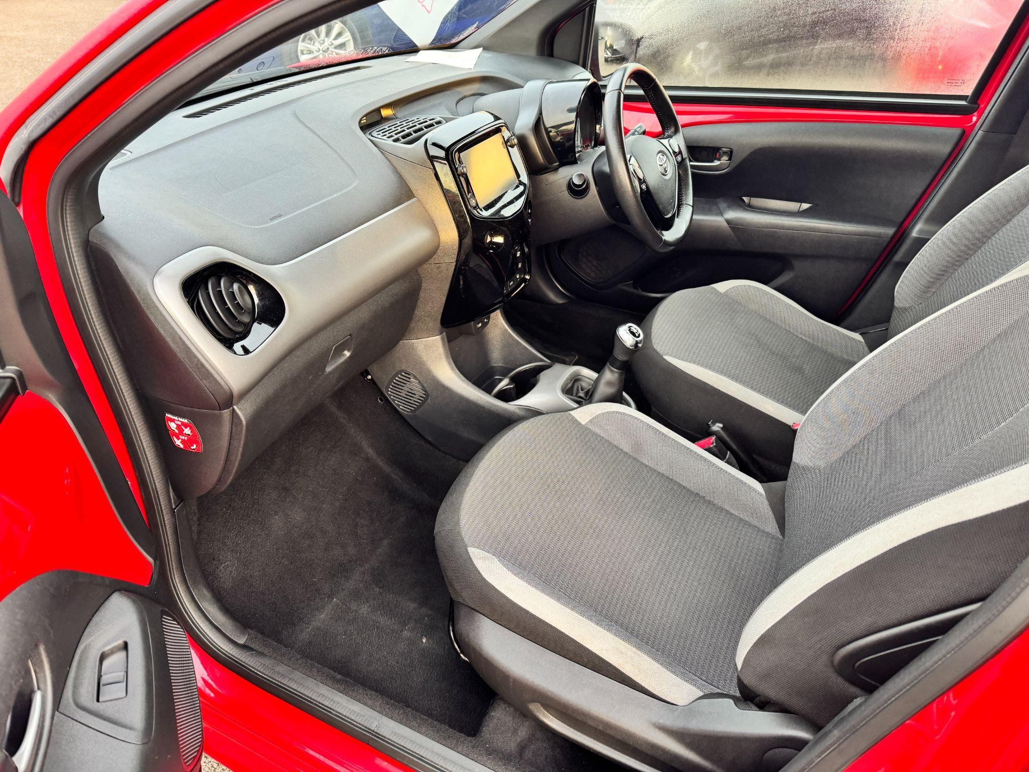 Toyota Aygo Image 16