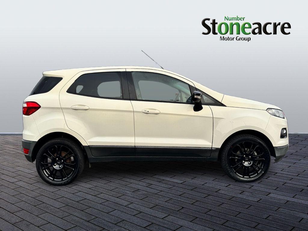 Ford EcoSport Image 2